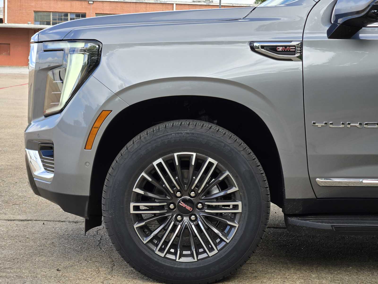 New 2026 Sterling Metallic GMC Elevation image 6