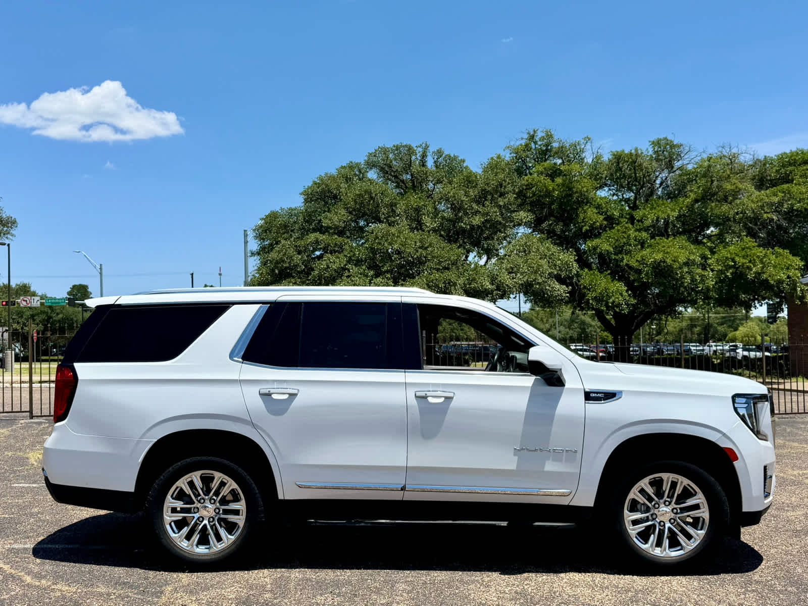 Certified Used 2023 Summit White GMC SLT image 8