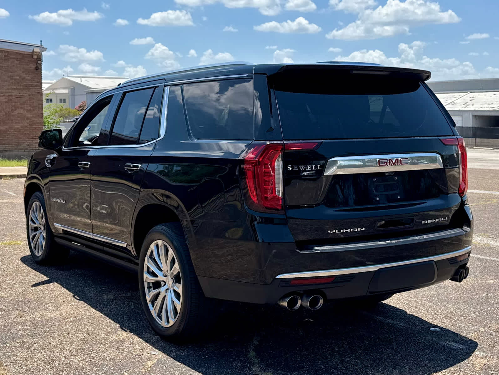 Certified Used 2021 Onyx Black GMC Denali image 4