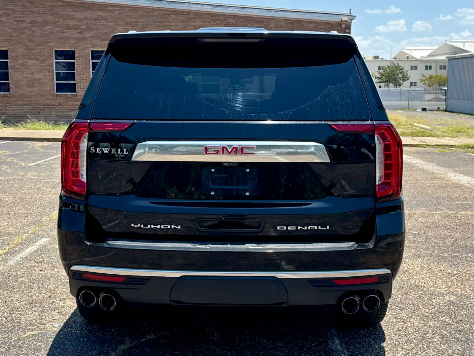 Certified Used 2021 Onyx Black GMC Denali image 5