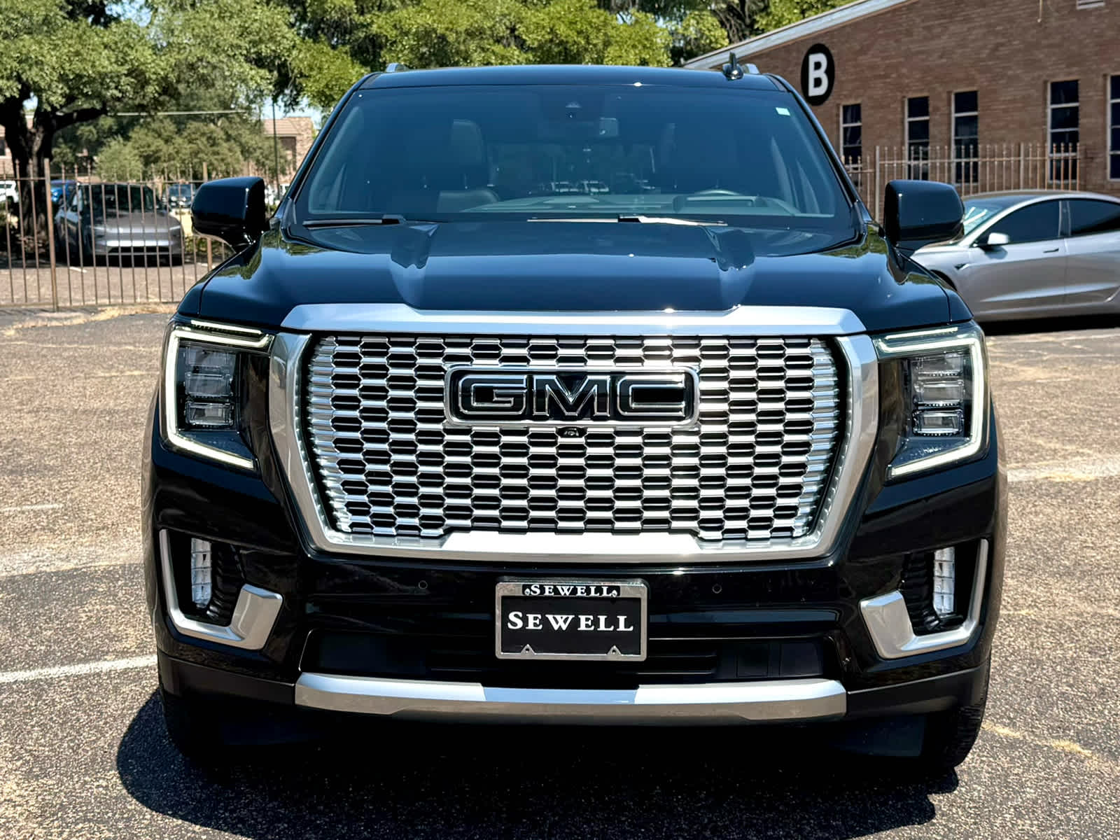 Certified Used 2023 Onyx Black GMC Denali image 10