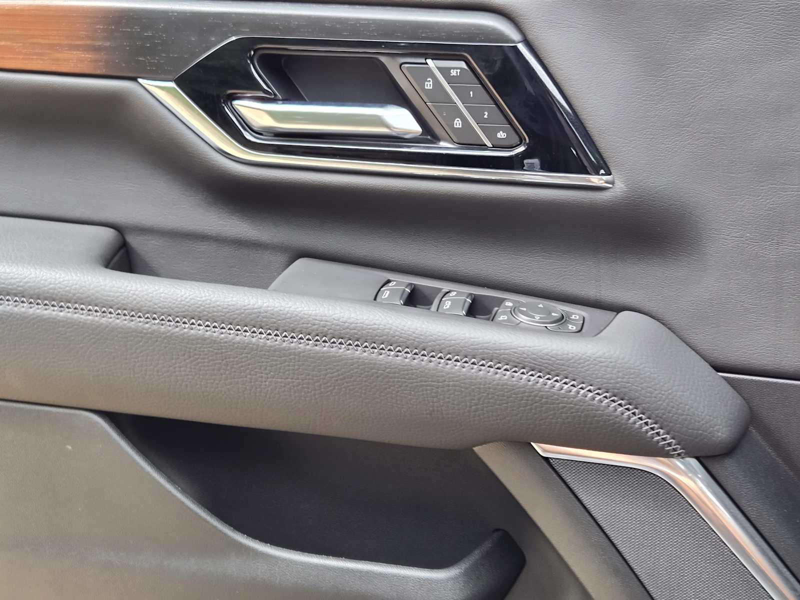 New 2026 Titanium Rush Metallic GMC Denali image 15