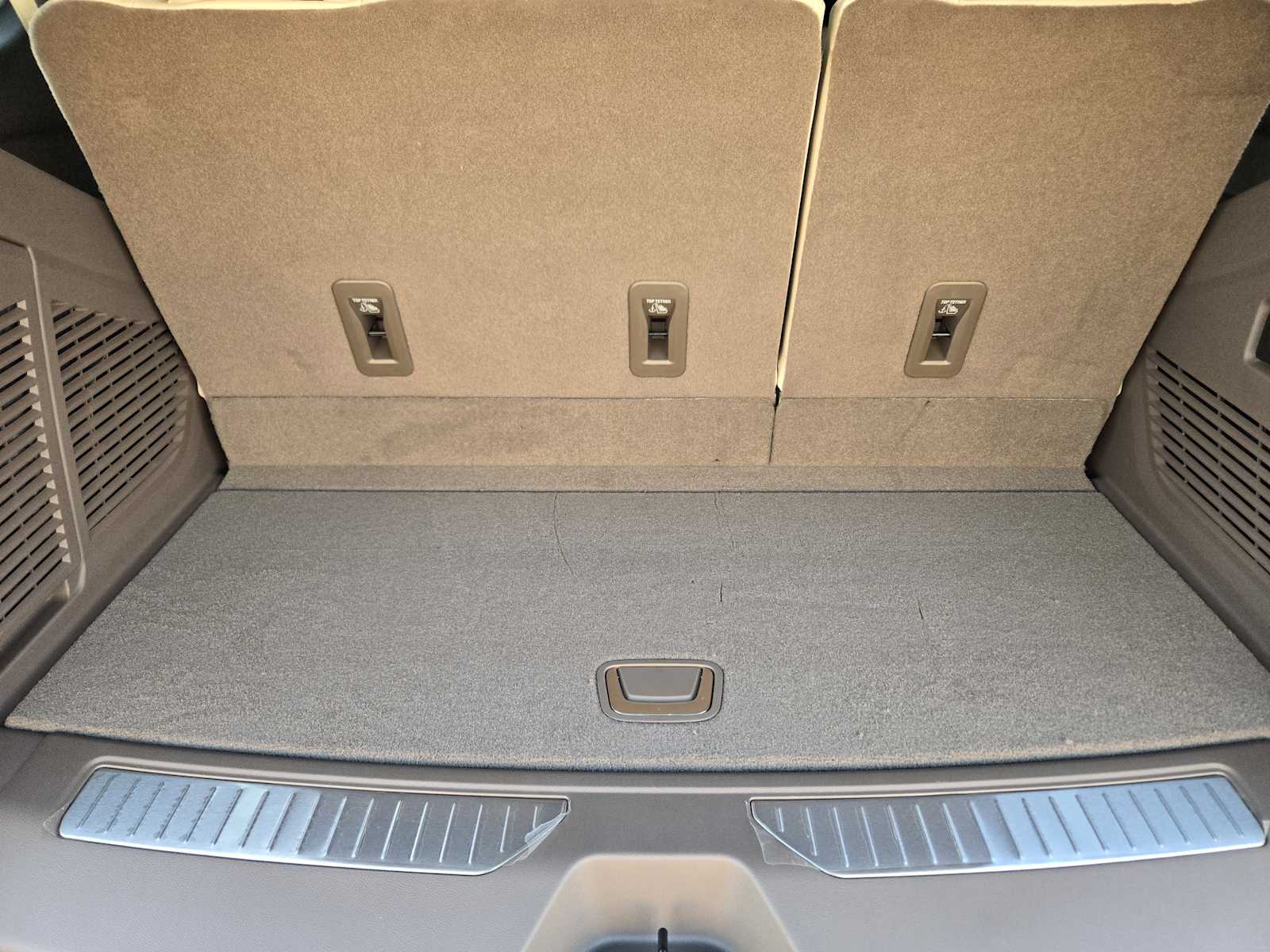 New 2027 Glacier White Tricoat GMC Denali image 21