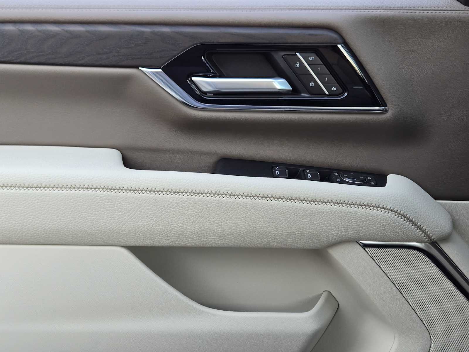 New 2027 Glacier White Tricoat GMC Denali image 15