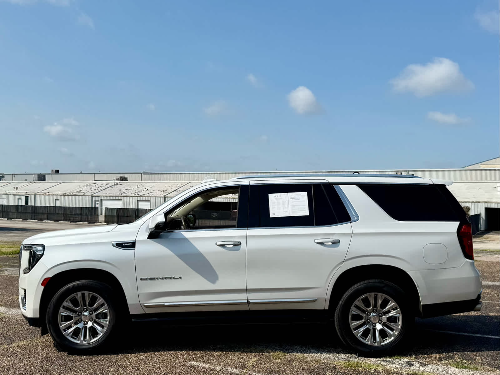 Certified Used 2022 White Frost Tricoat GMC Denali image 2