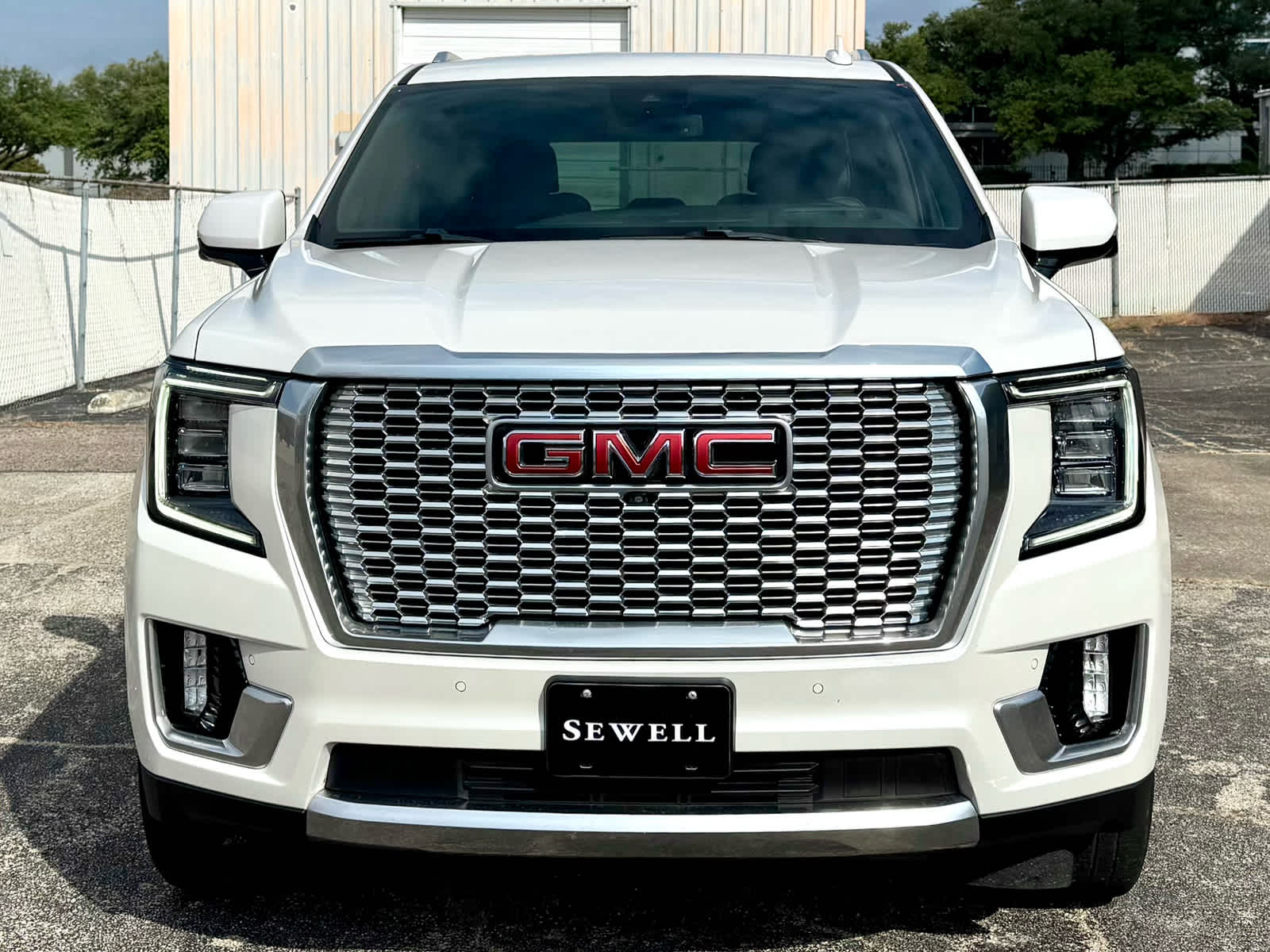 Certified Used 2024 White Frost Tricoat GMC Denali image 10