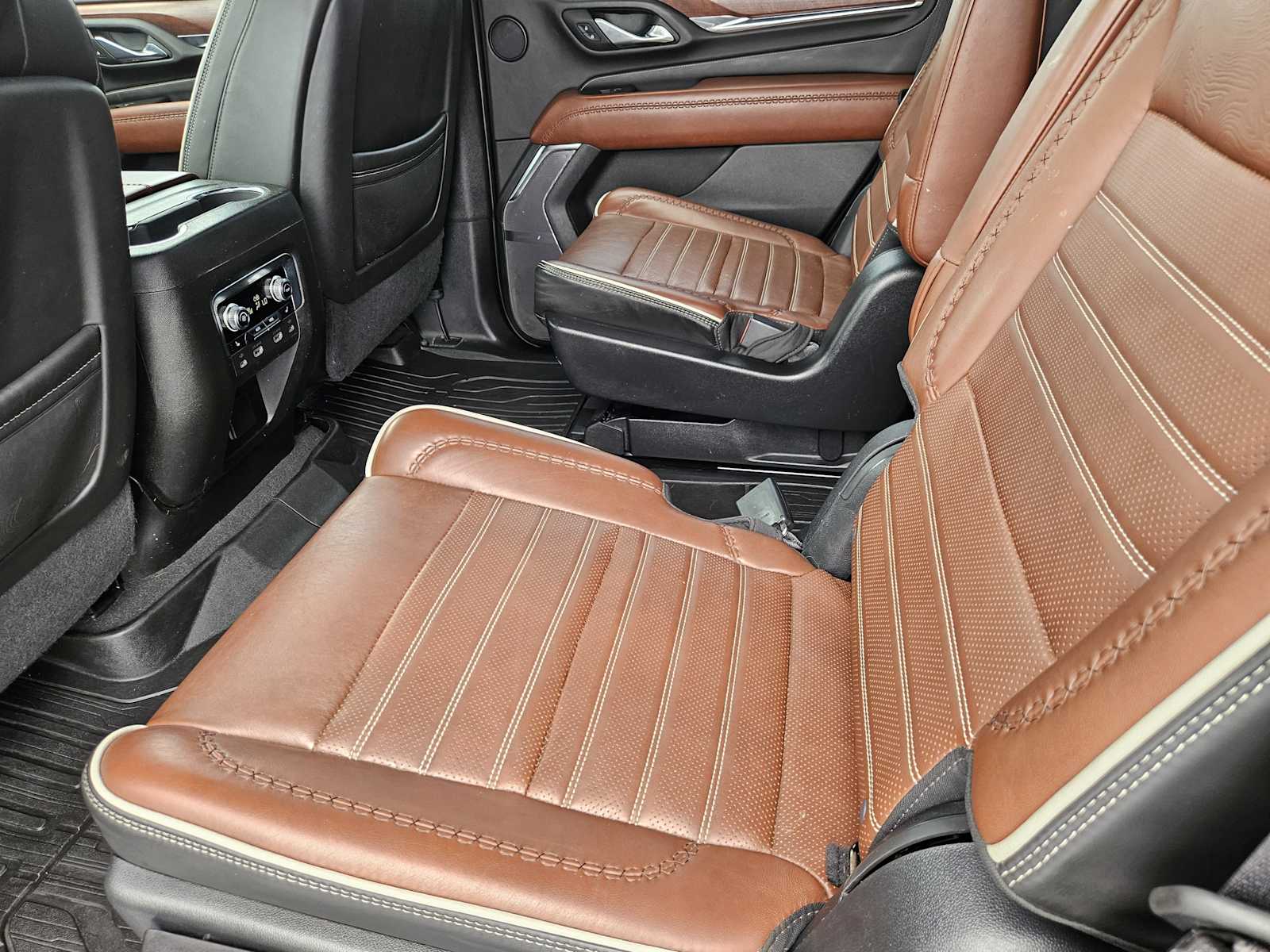 Certified Used 2023 Sterling Metallic GMC Denali Ultimate image 29