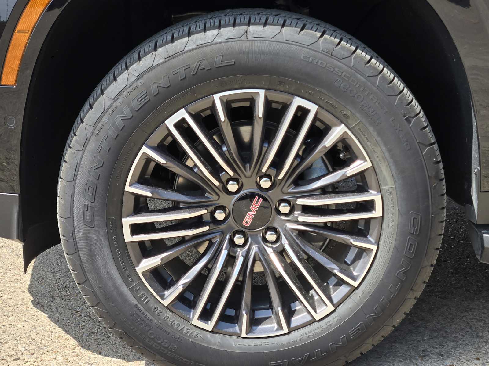 New 2026 Onyx Black GMC Elevation image 7