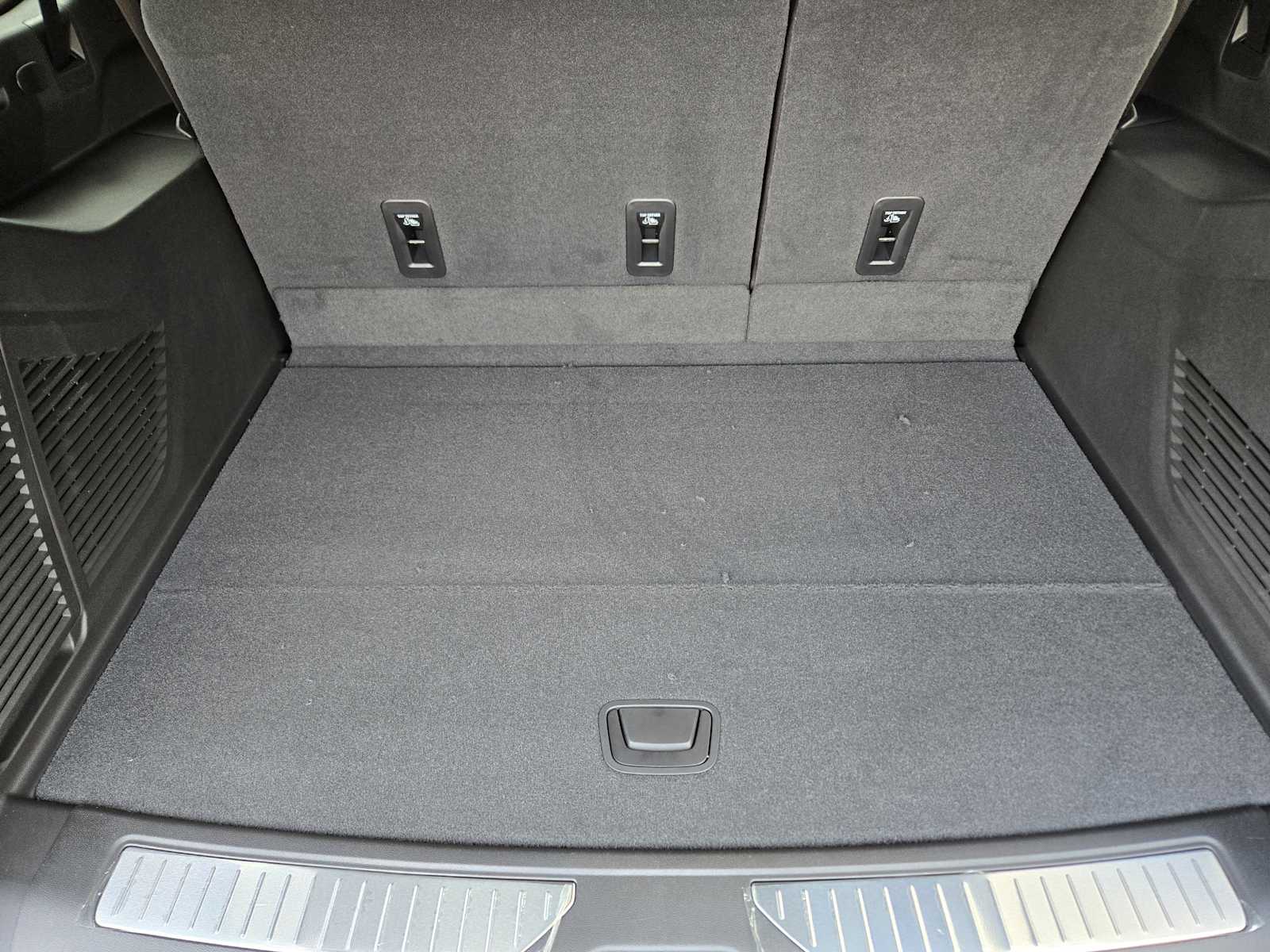 2026 GMC Yukon XL AT4 - Photo 21