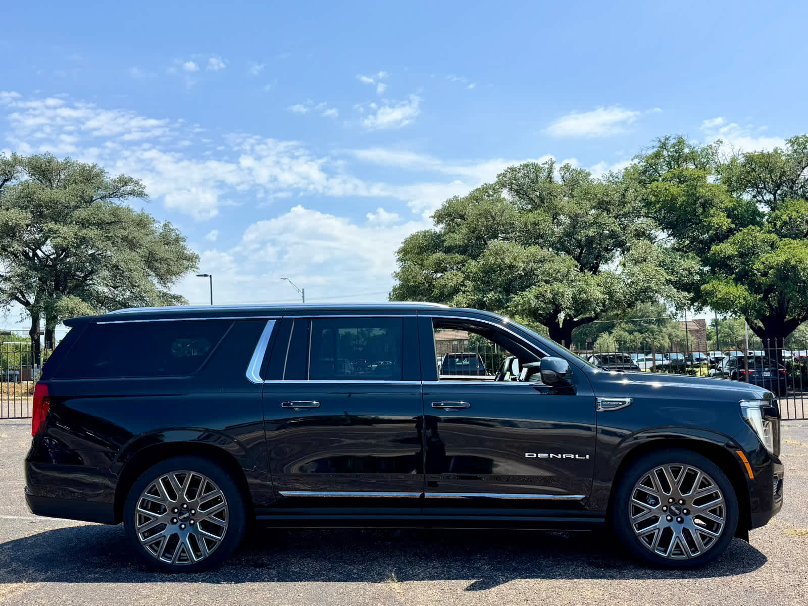 Certified Used 2026 Onyx Black GMC Denali Ultimate image 8