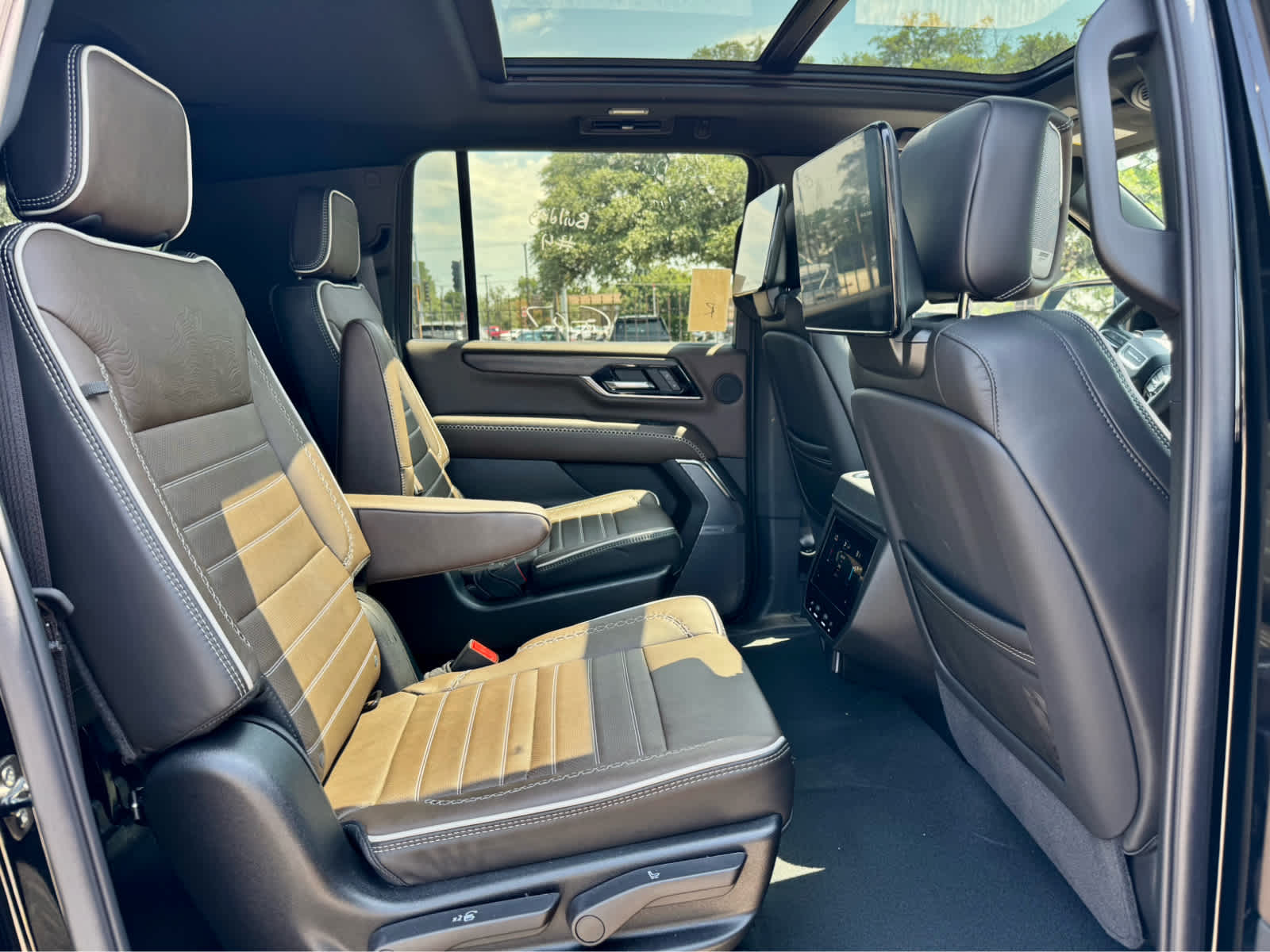 Certified Used 2026 Onyx Black GMC Denali Ultimate image 12
