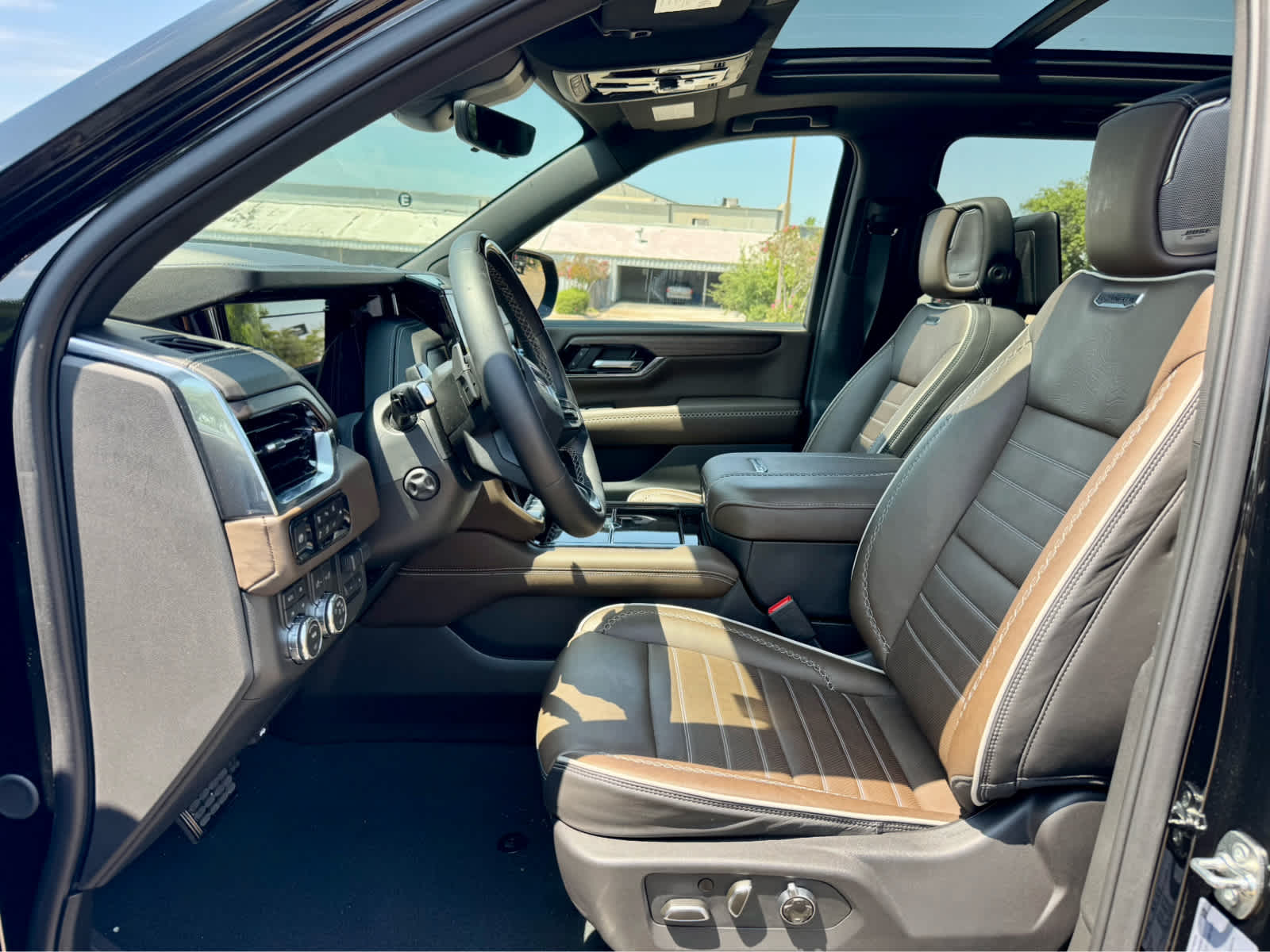 Certified Used 2026 Onyx Black GMC Denali Ultimate image 15