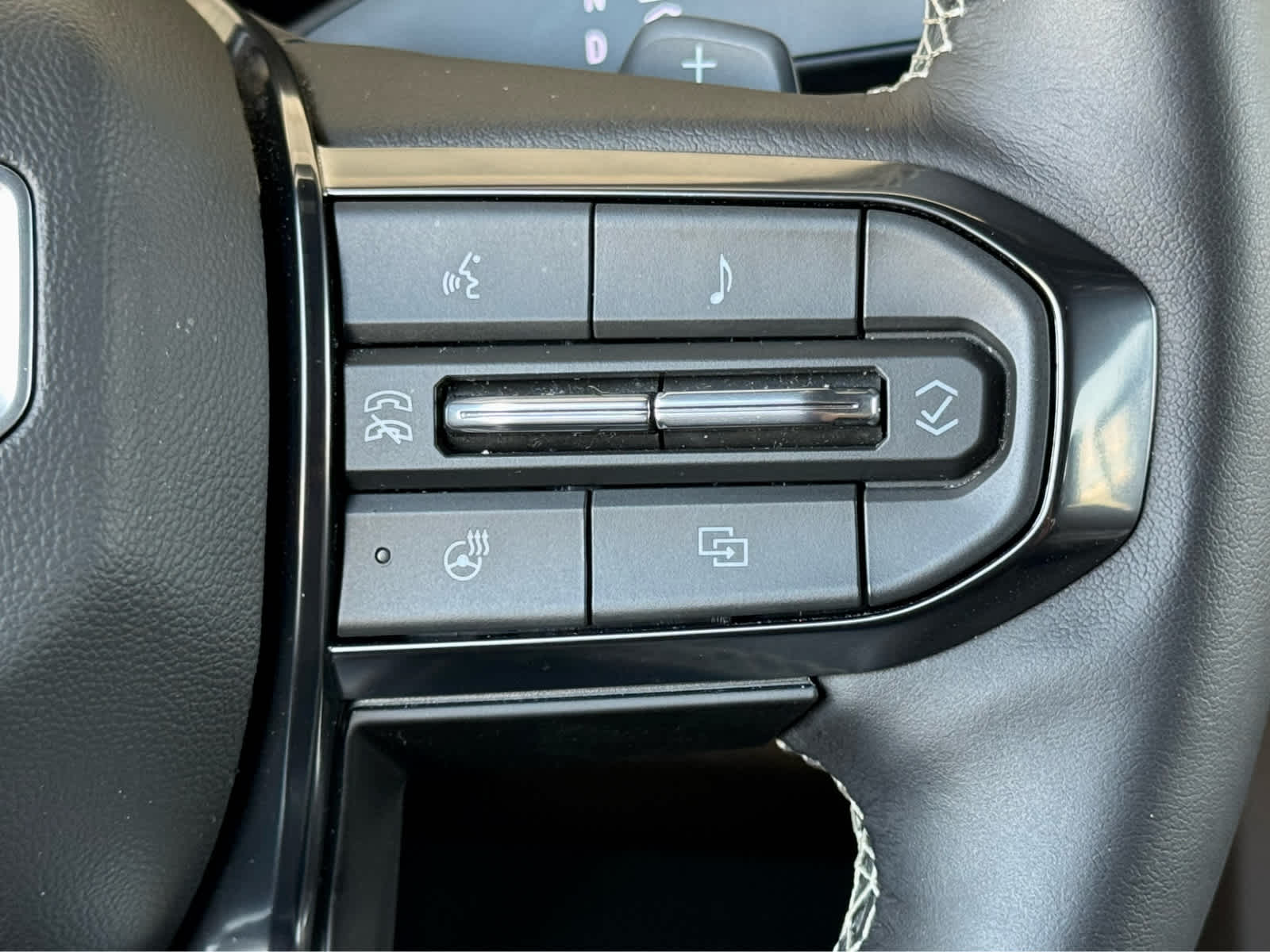 Certified Used 2026 Onyx Black GMC Denali Ultimate image 21