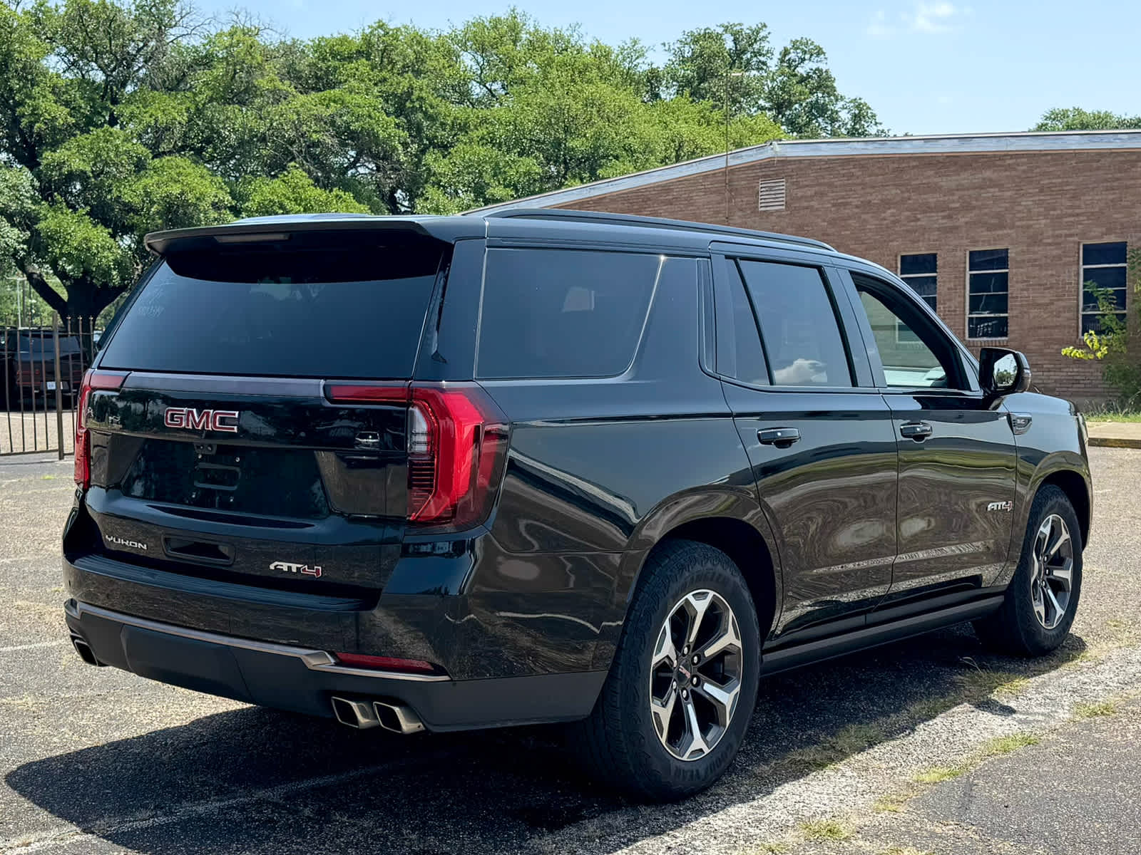 Certified Used 2025 Onyx Black GMC AT4 Ultimate image 7