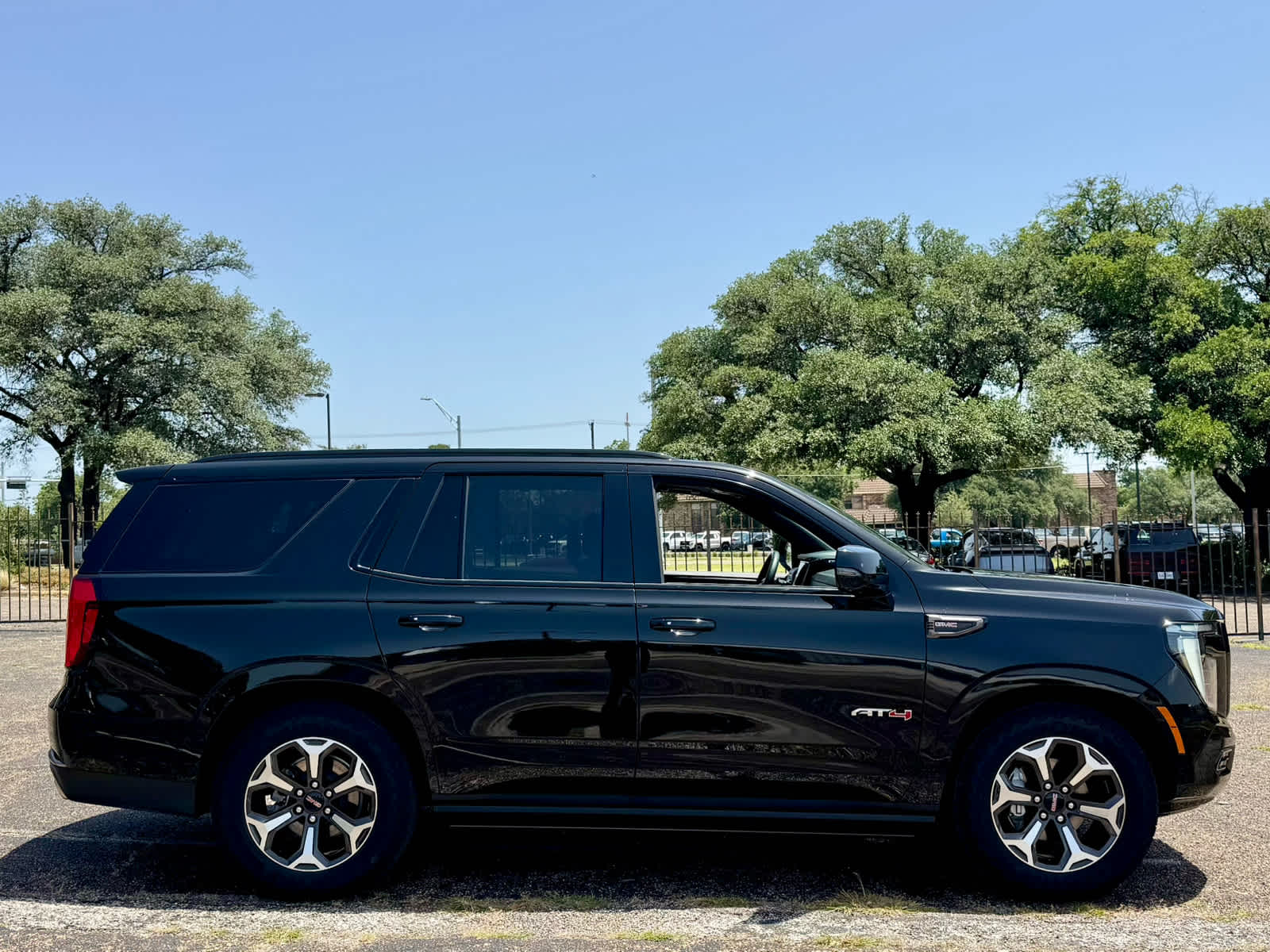 Certified Used 2025 Onyx Black GMC AT4 Ultimate image 8