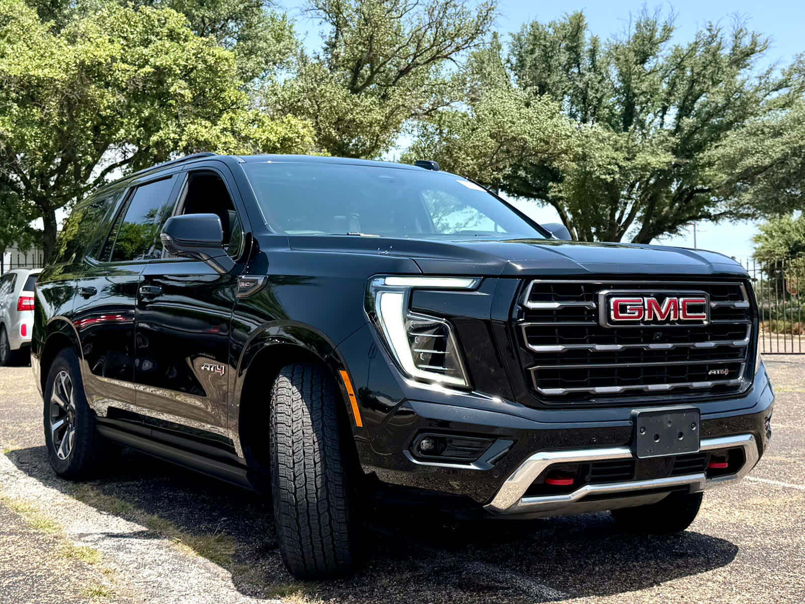 Certified Used 2025 Onyx Black GMC AT4 Ultimate image 9