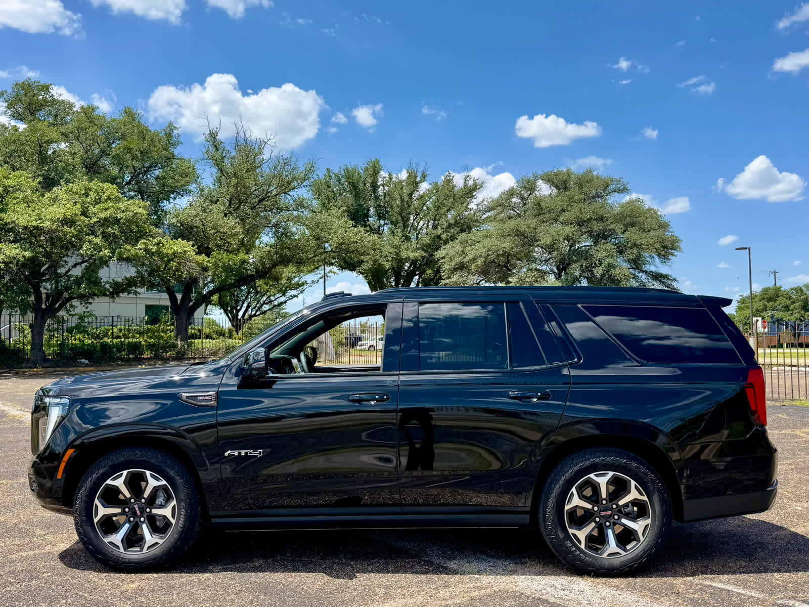 Certified Used 2025 Onyx Black GMC AT4 Ultimate image 2