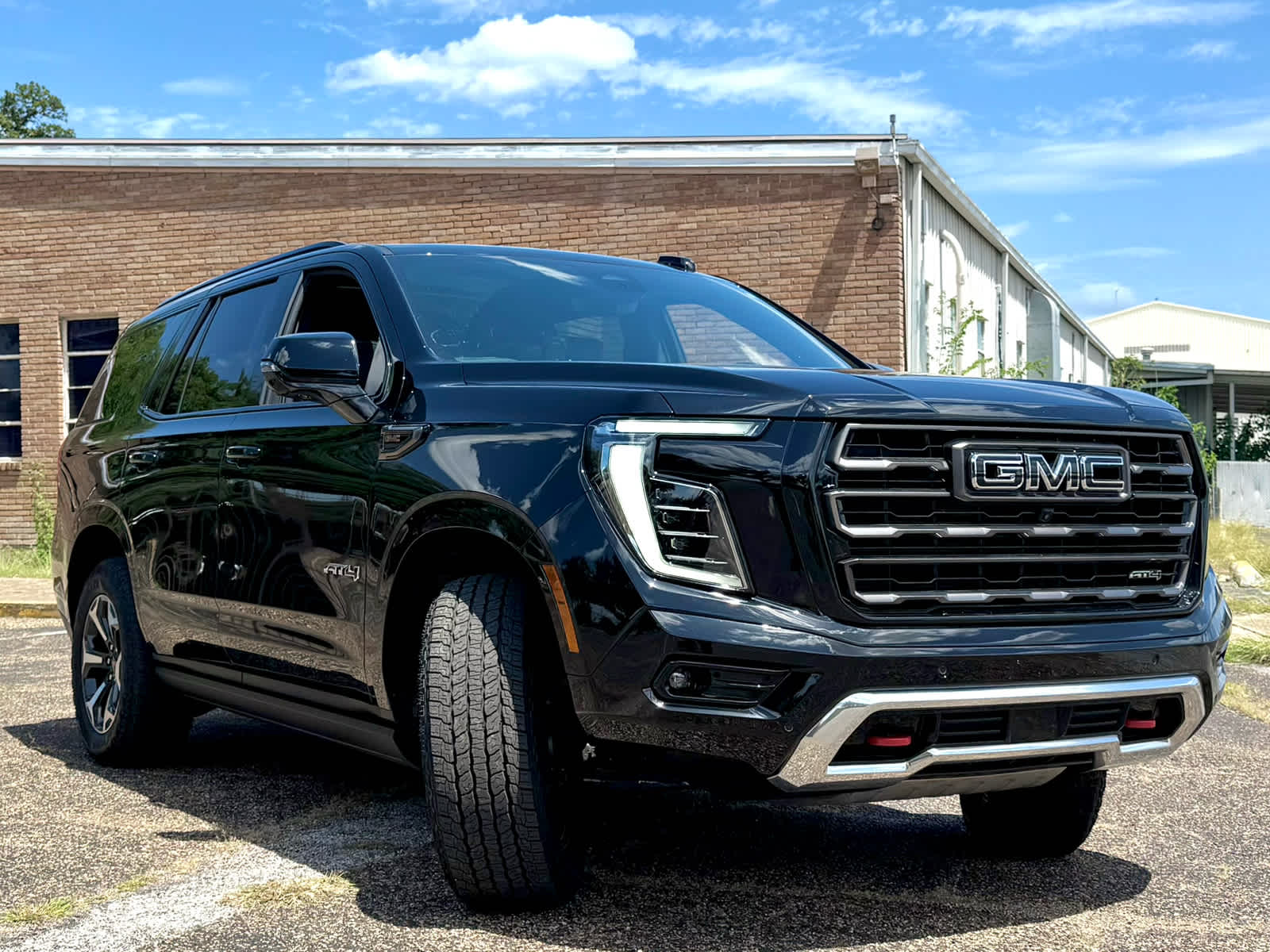 Certified Used 2025 Onyx Black GMC AT4 Ultimate image 9