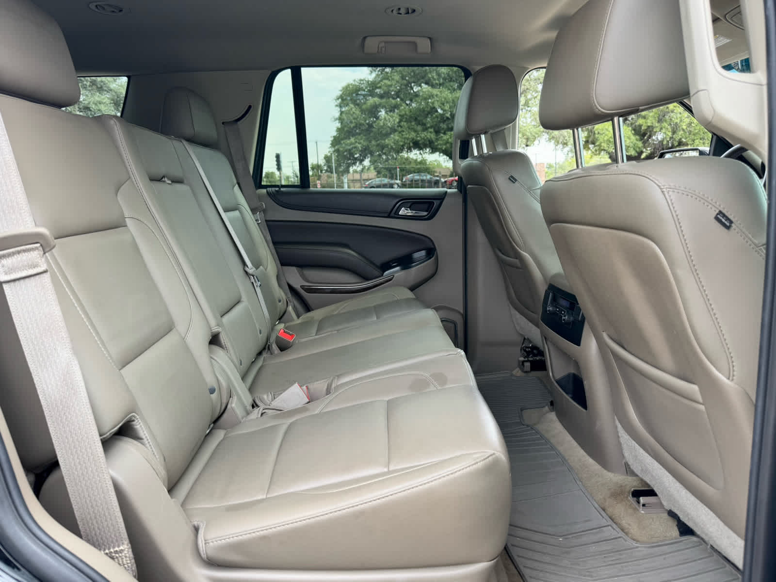 Used 2015 Black Chevrolet LT image 12