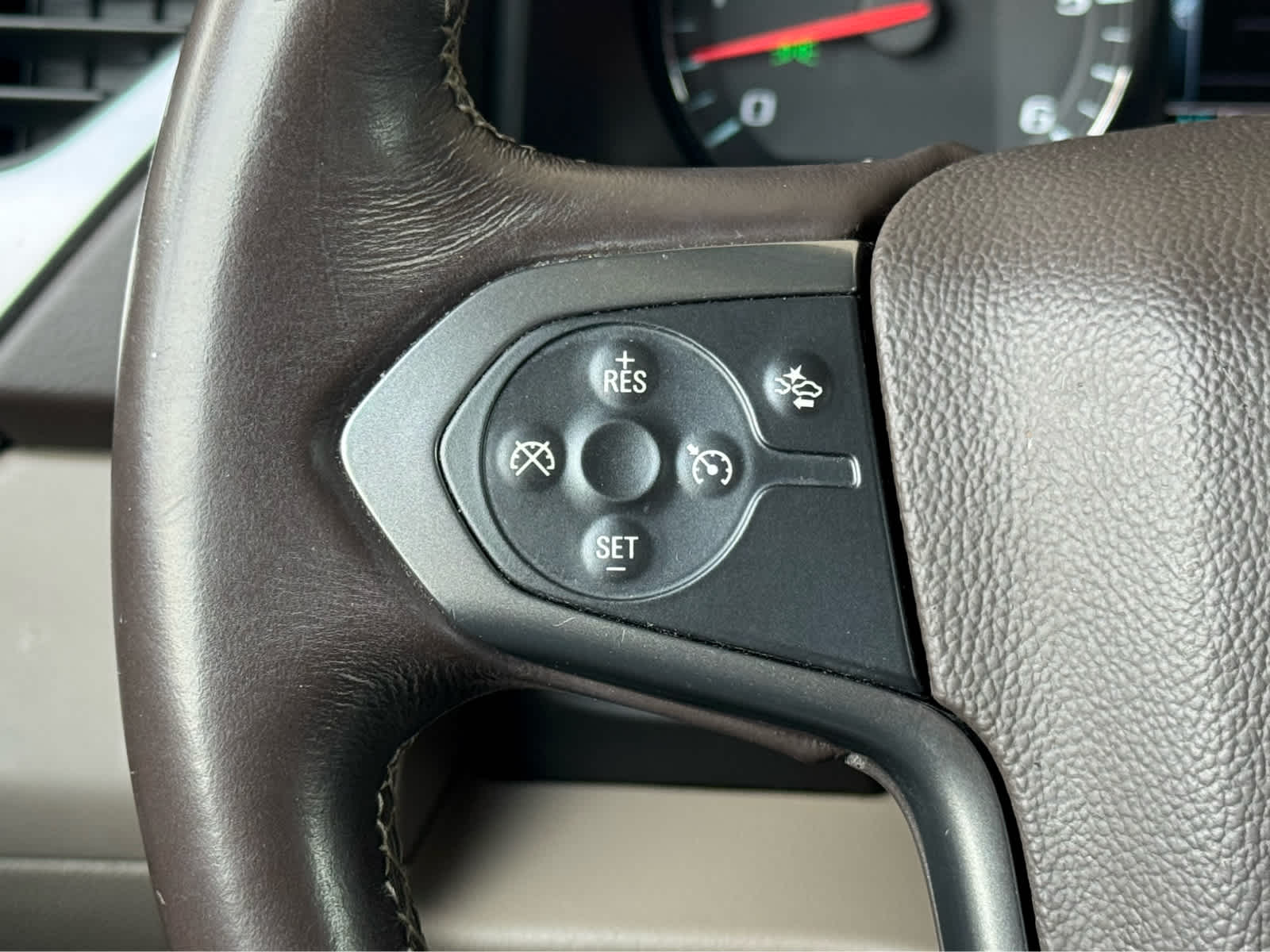 Used 2015 Black Chevrolet LT image 19
