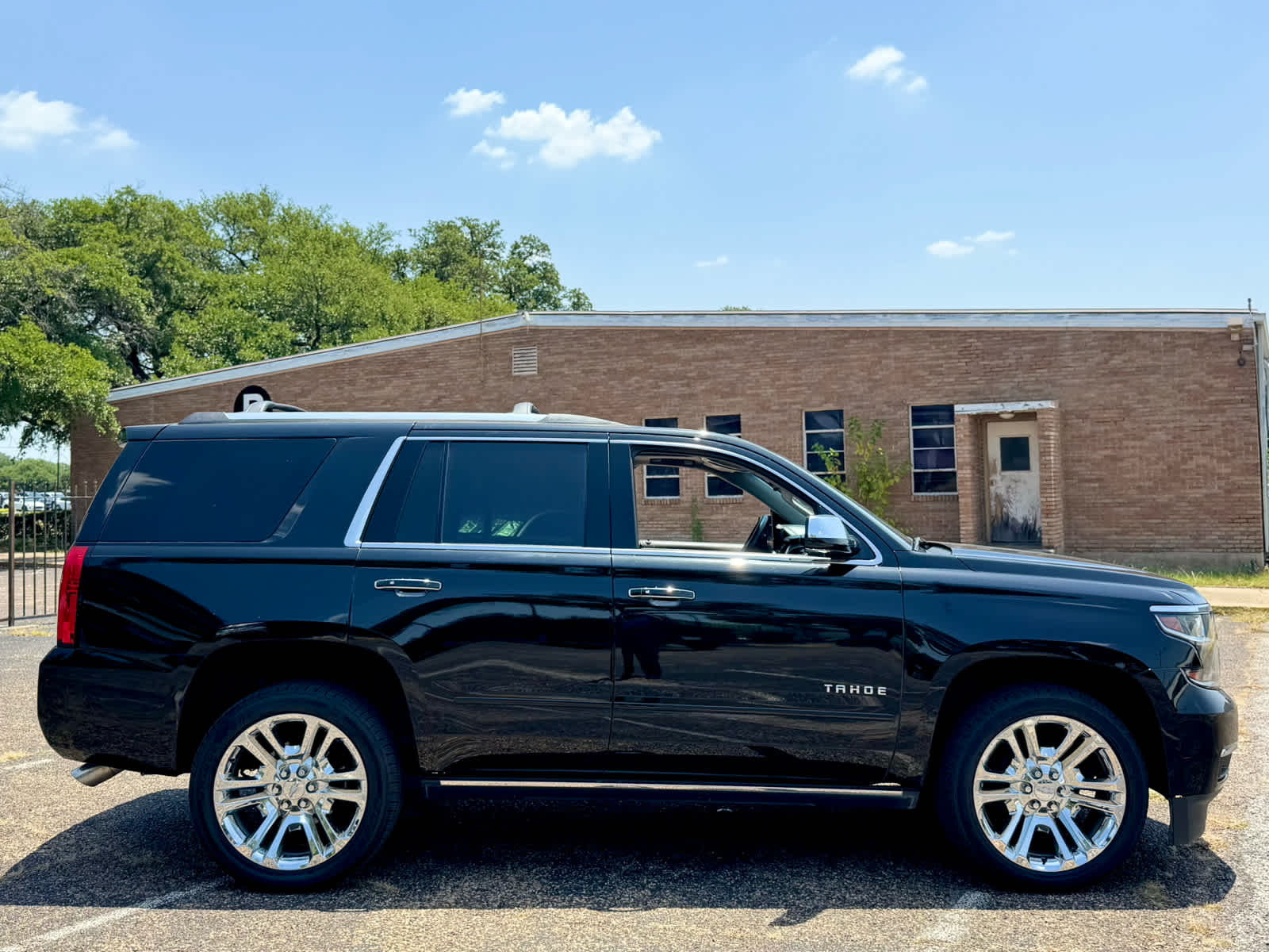 Certified Used 2020 Black Chevrolet Premier image 8