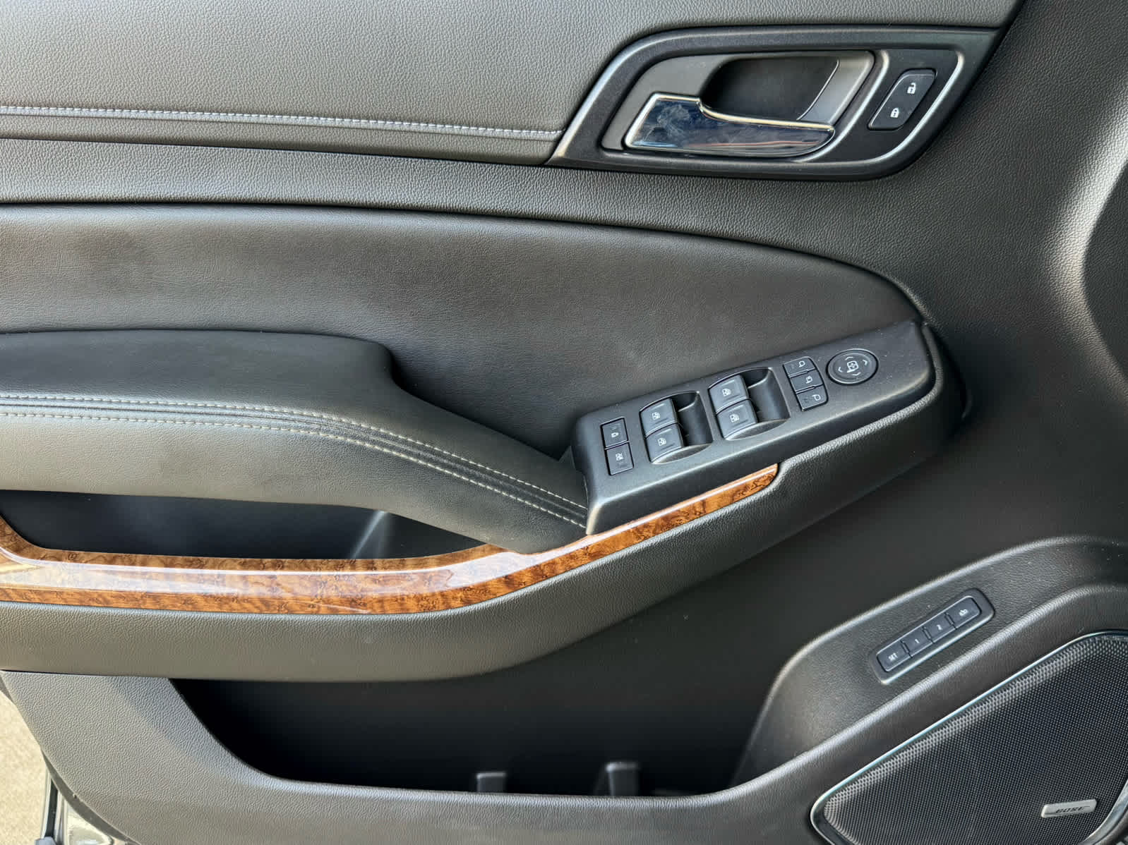 Certified Used 2020 Black Chevrolet Premier image 16