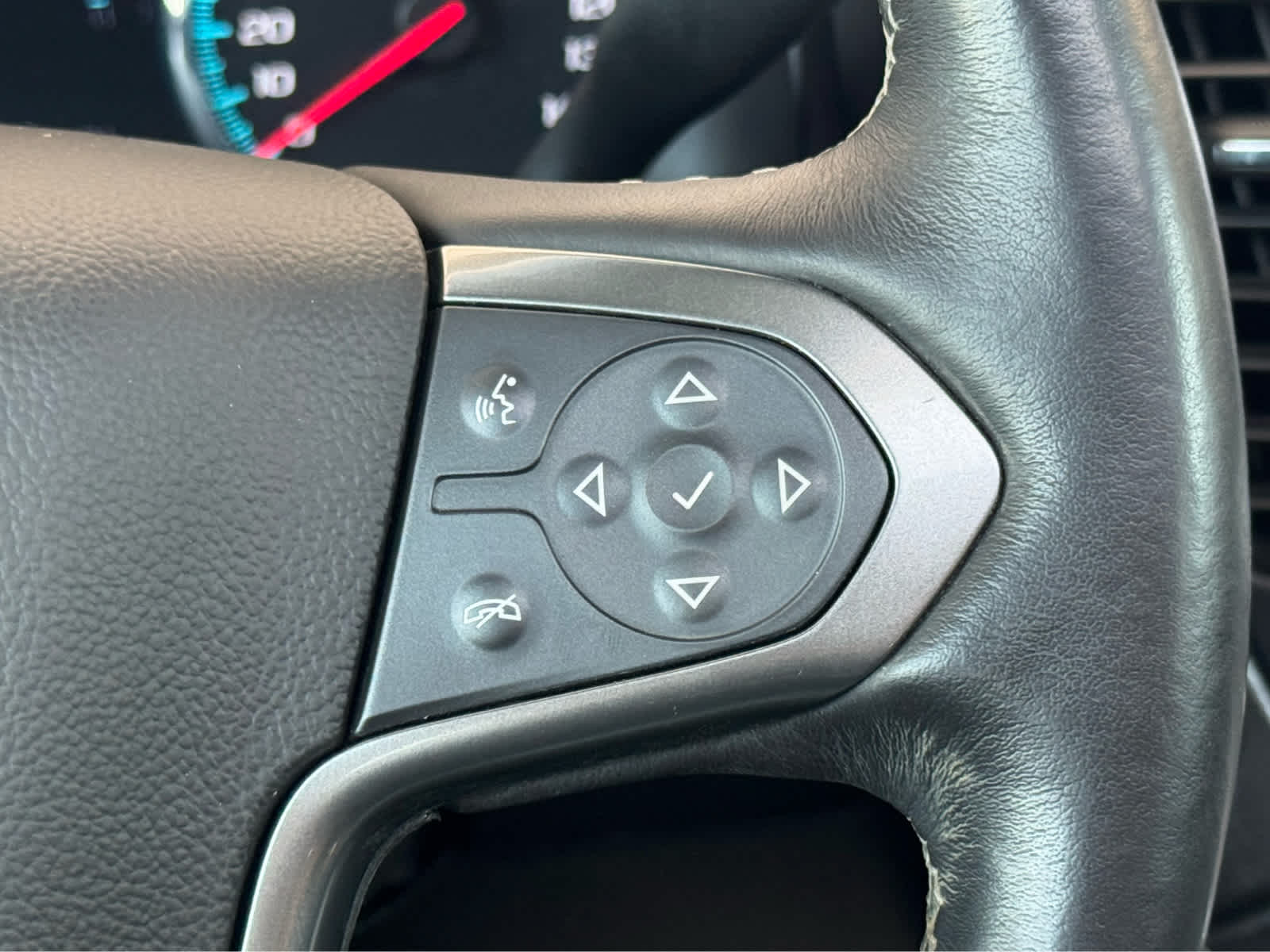 Certified Used 2020 Black Chevrolet Premier image 21