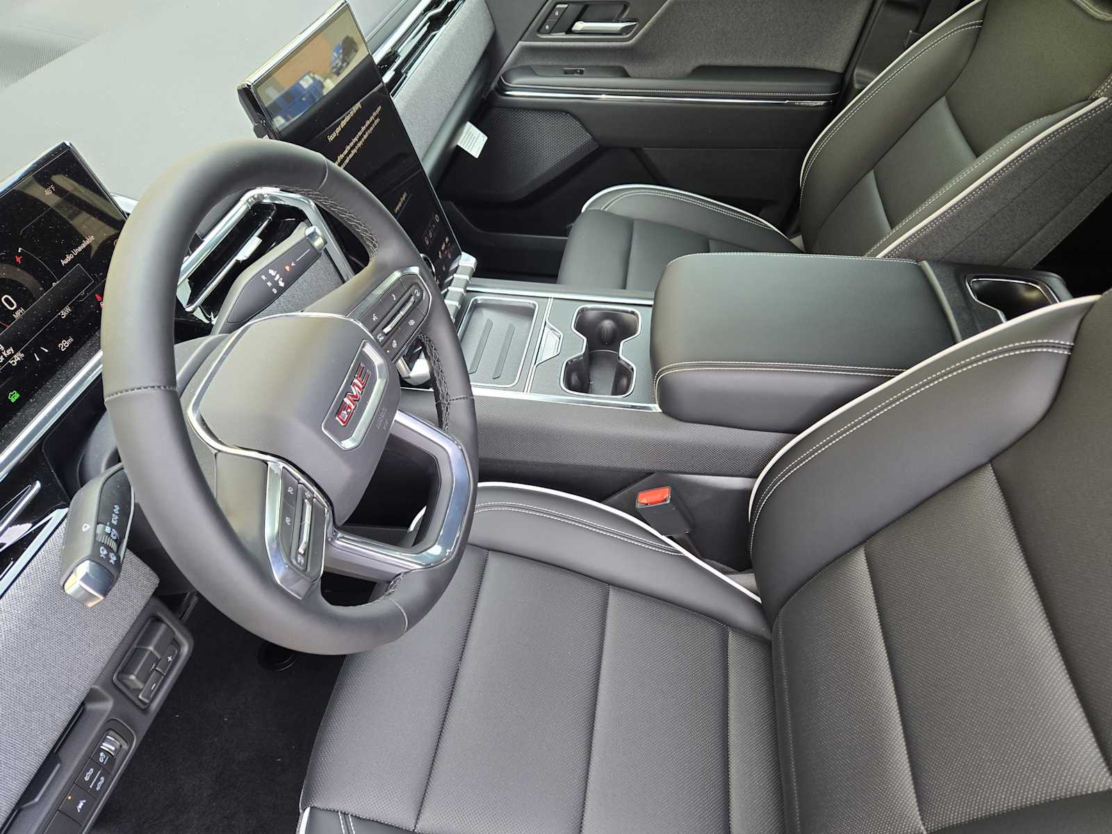 New 2026 Deep Bronze Metallic GMC Elevation Standard Range image 8