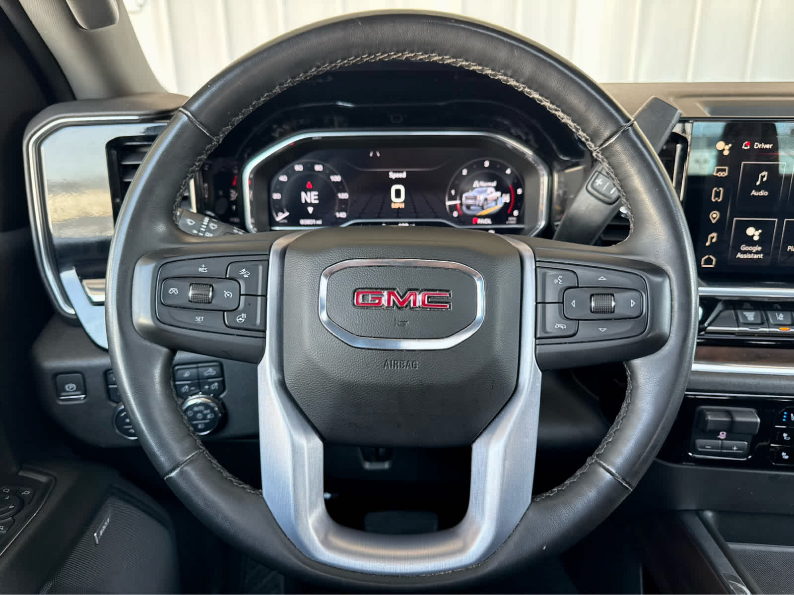 Certified Used 2024 Sterling Metallic GMC SLT image 19