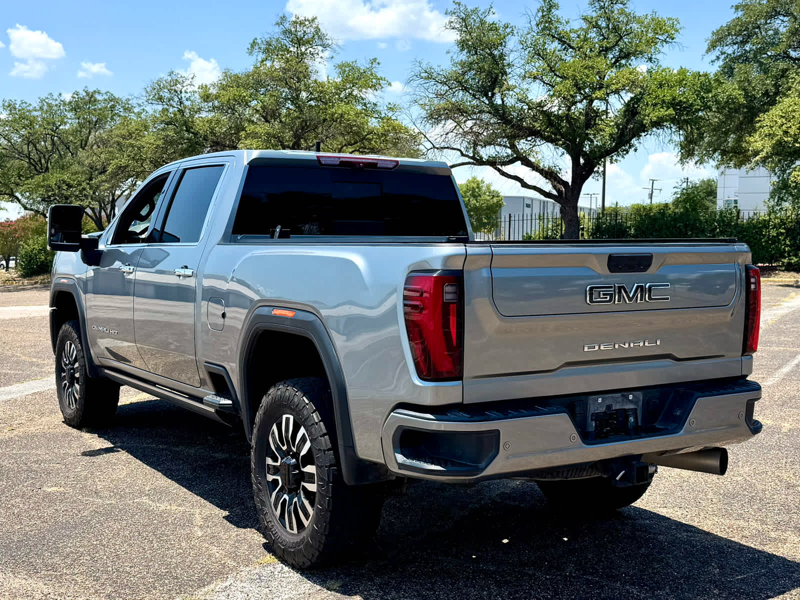 Used 2024 Sterling Metallic GMC Denali Ultimate image 4