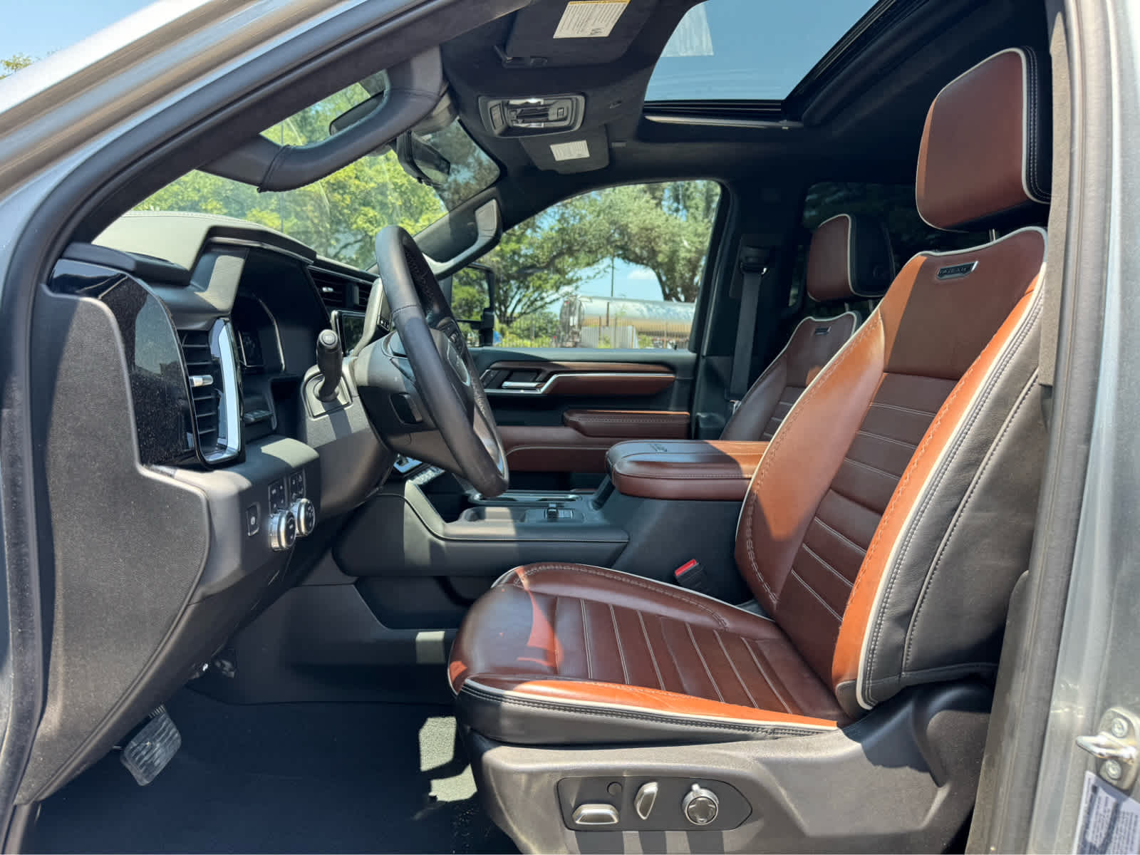 Used 2024 Sterling Metallic GMC Denali Ultimate image 14