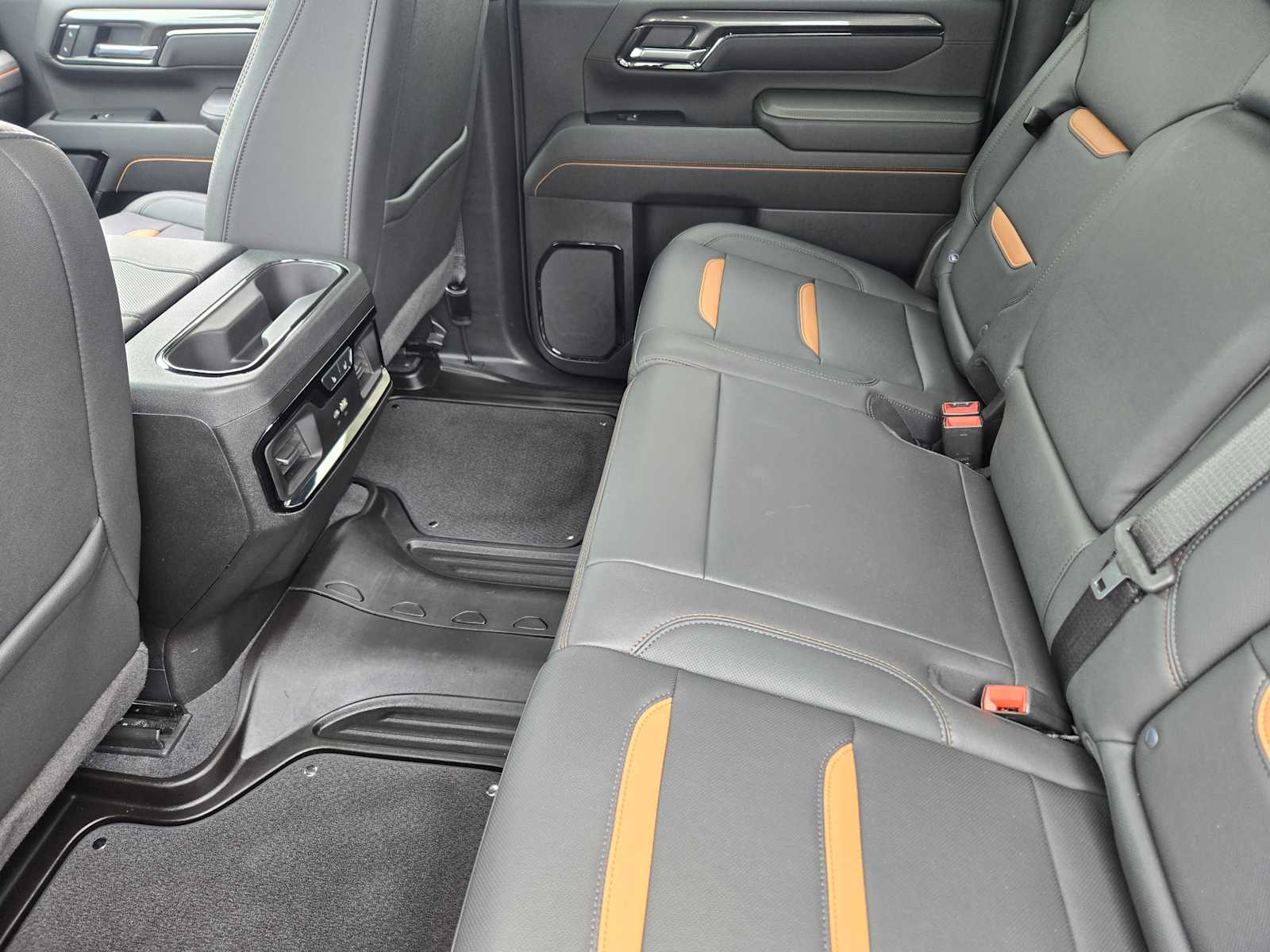 Certified Used 2025 Onyx Black GMC AT4 image 28
