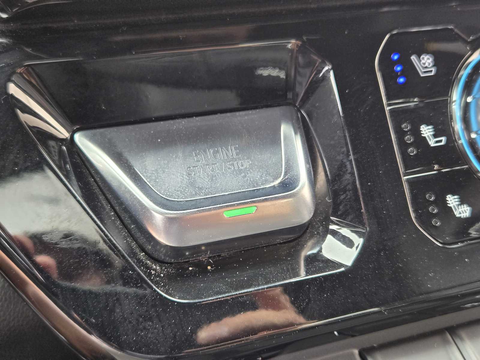 Certified Used 2025 Onyx Black GMC AT4 image 19
