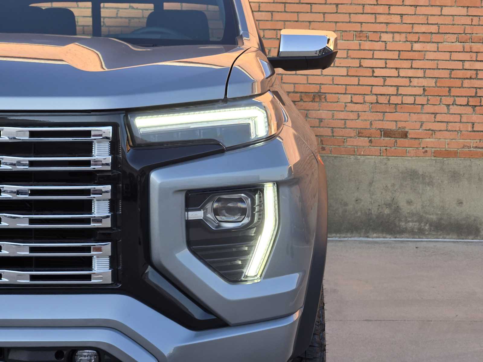 New 2026 Sterling Metallic GMC Denali image 5