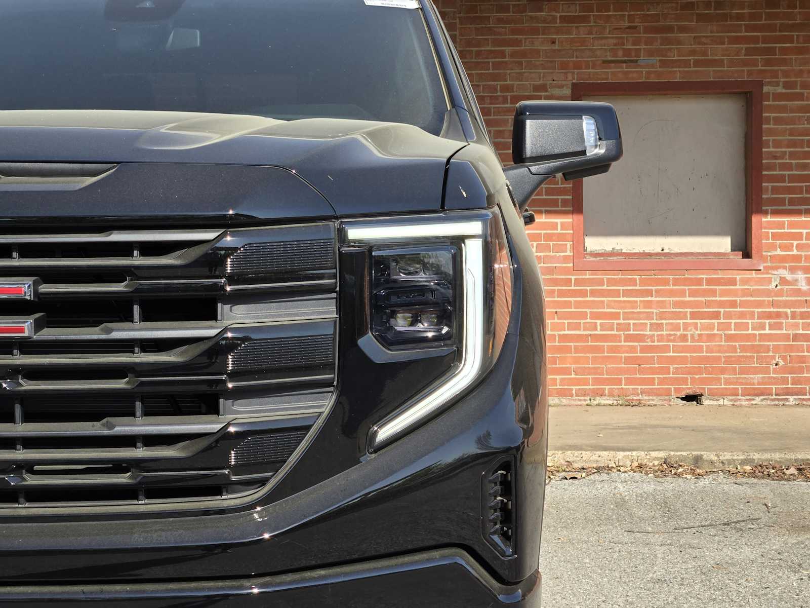 New 2026 Onyx Black GMC Elevation image 5