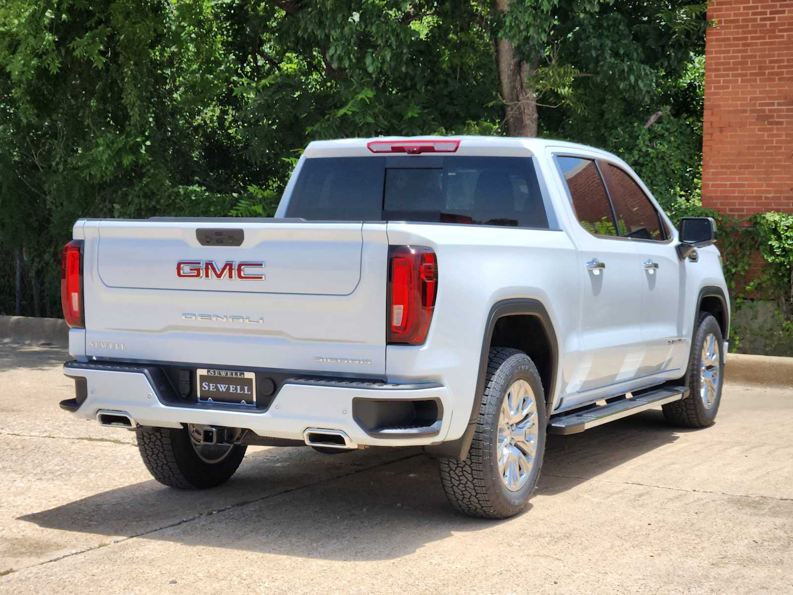 New 2026 Glacier White Tricoat GMC Denali image 4