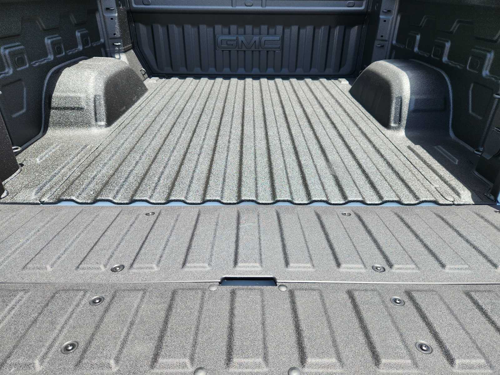New 2026 Glacier White Tricoat GMC Denali image 23