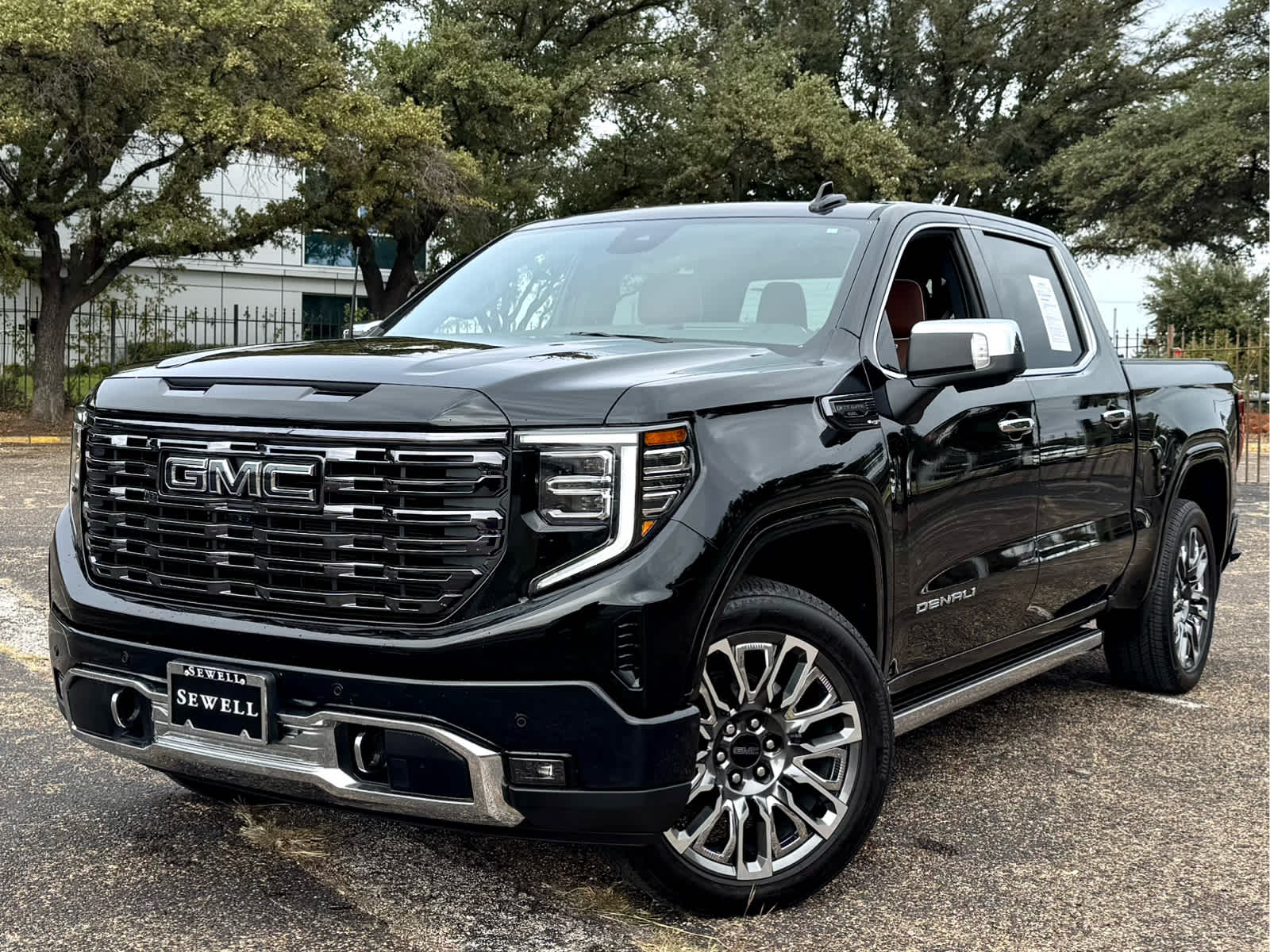 2025 GMC Sierra 1500 Denali Ultimate's photo