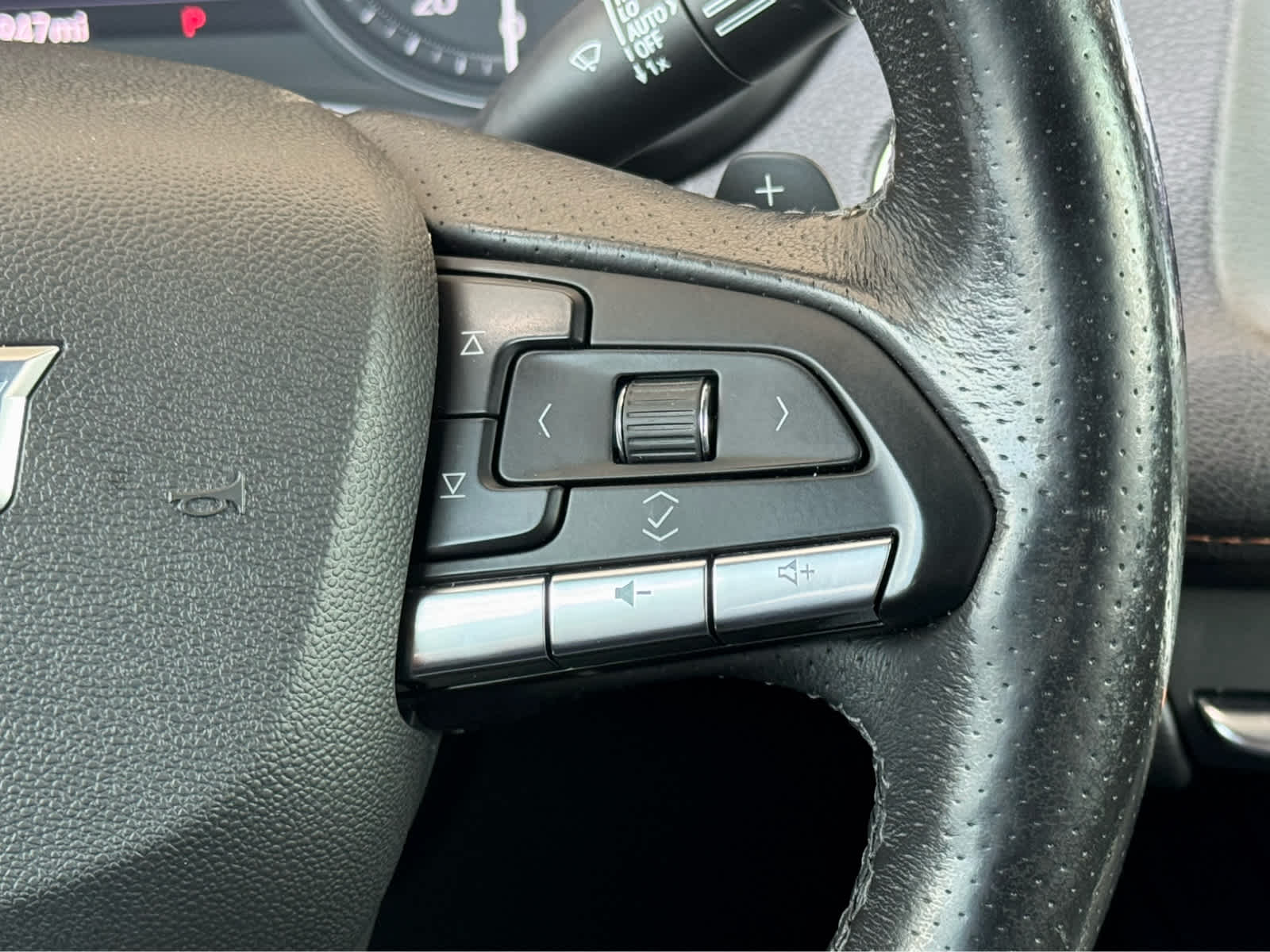 Used 2020 Twilight Blue Metallic Cadillac FWD Sport image 20