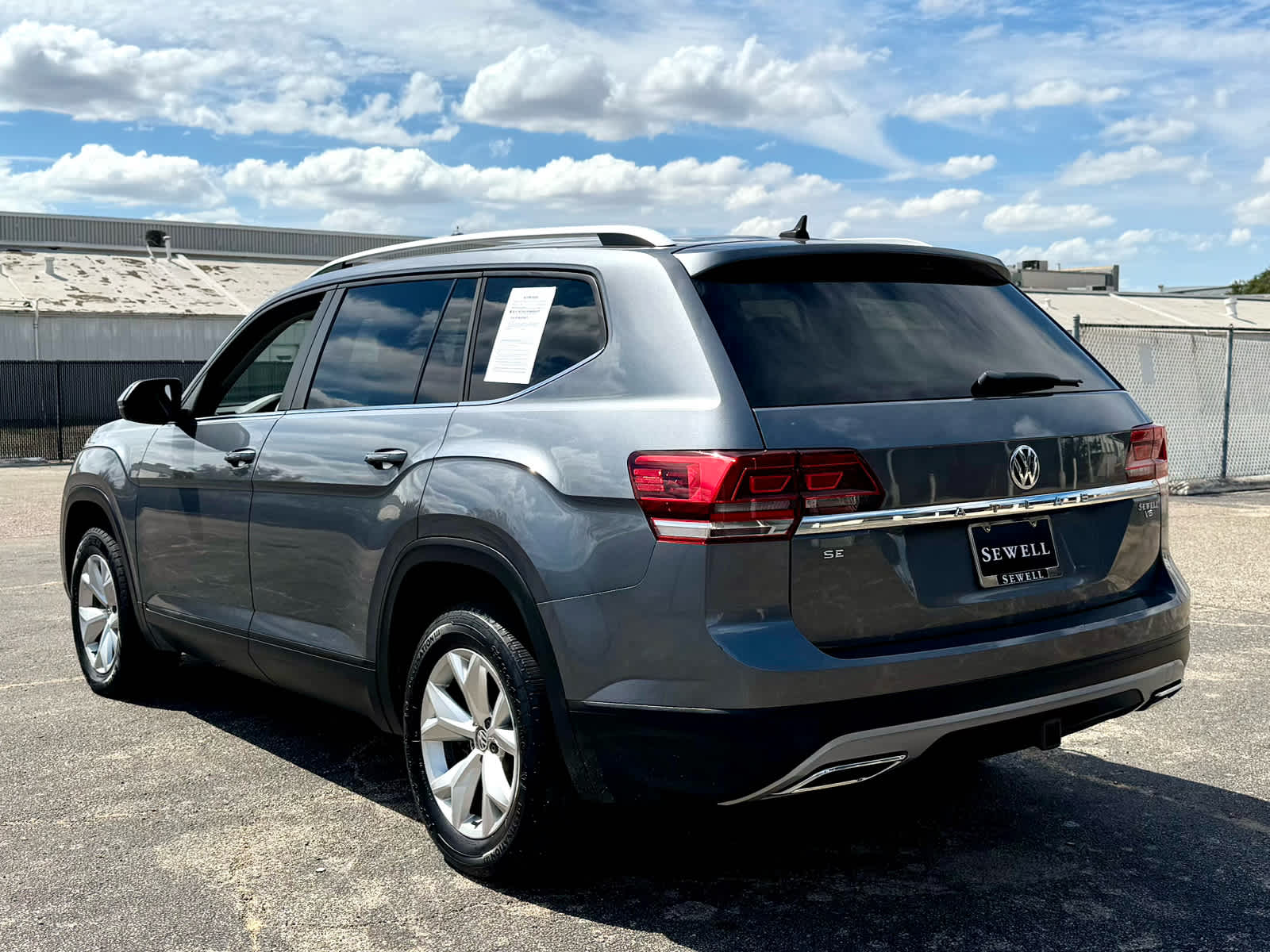 Used 2019 GRAY Volkswagen 3.6L V6 SE image 4