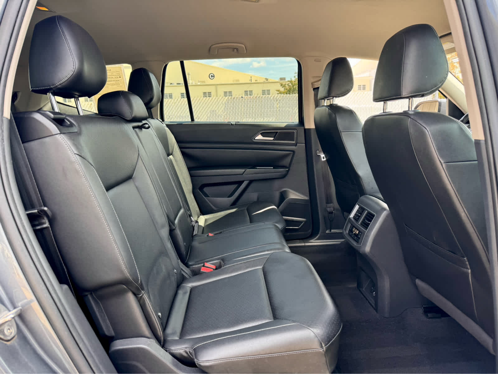 Used 2019 GRAY Volkswagen 3.6L V6 SE image 11
