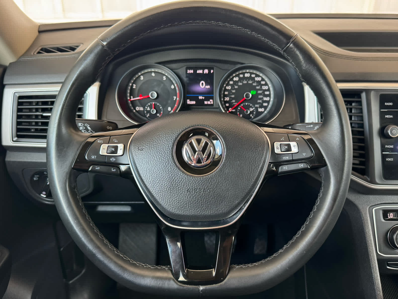 Used 2019 GRAY Volkswagen 3.6L V6 SE image 19