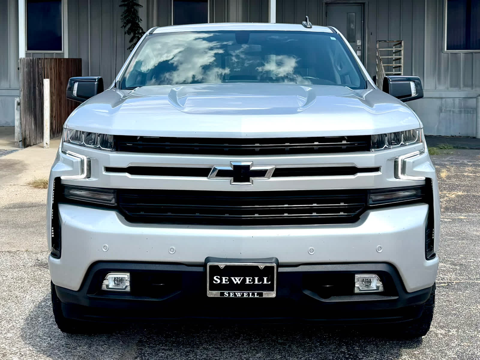 Used 2021 SILVER ICE METALLIC Chevrolet RST image 8