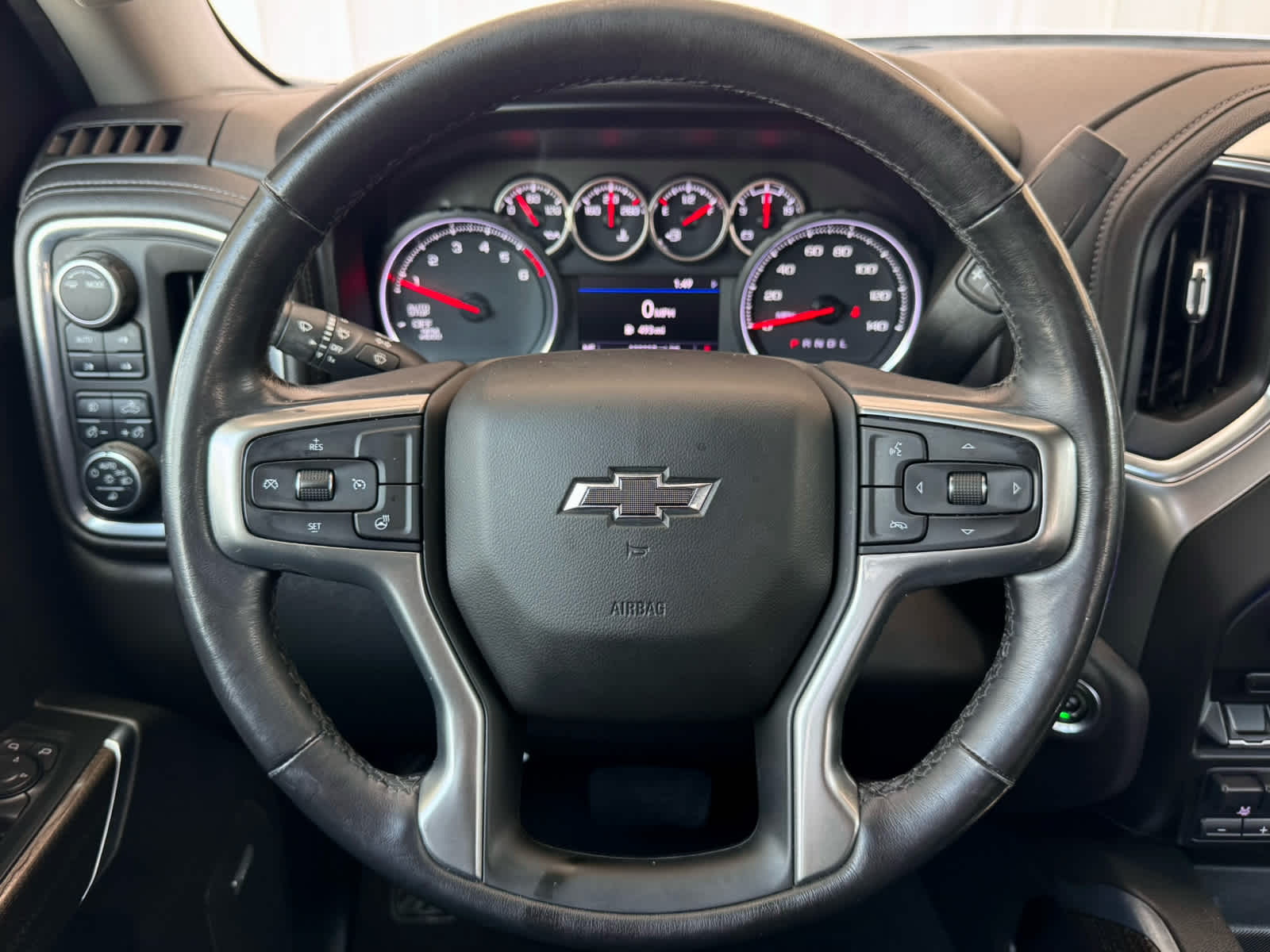 Used 2021 SILVER ICE METALLIC Chevrolet RST image 21