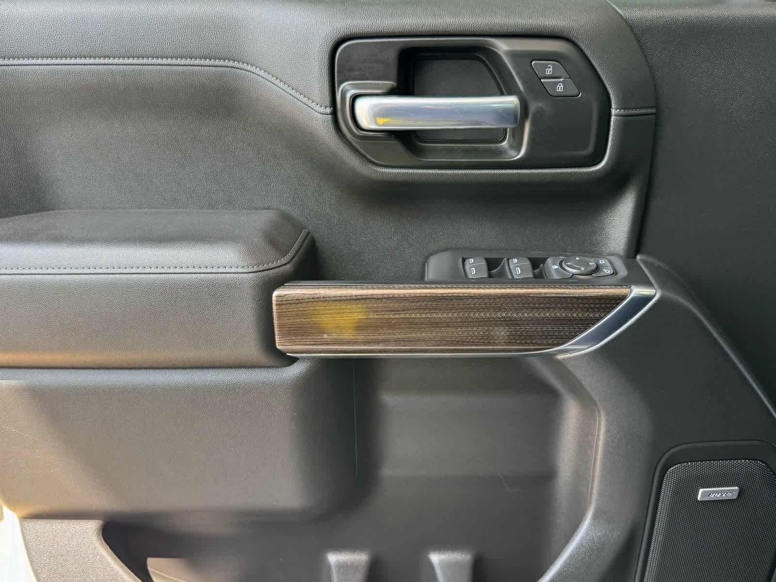 Used 2021 SILVER ICE METALLIC Chevrolet RST image 12