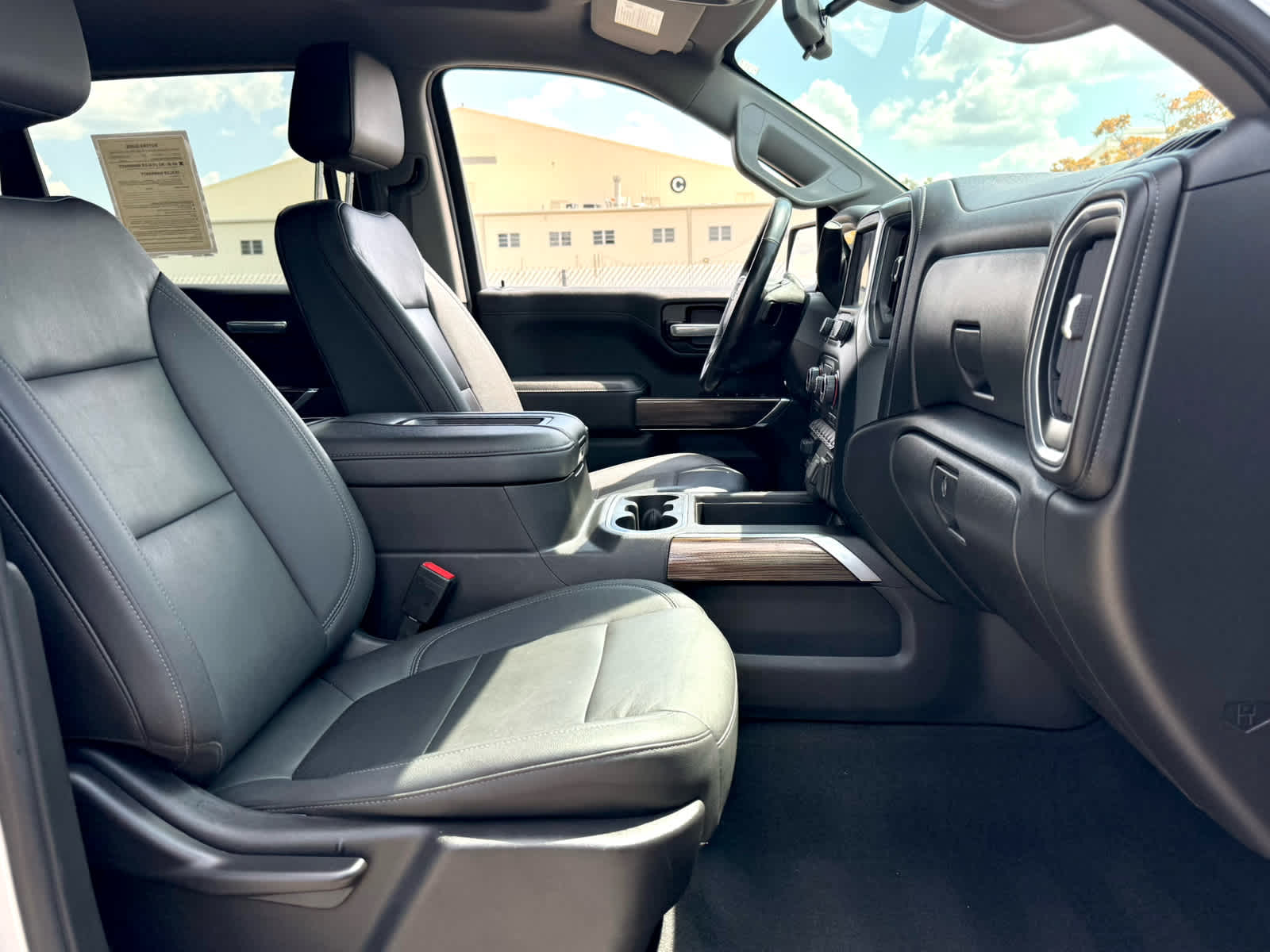 Used 2021 SILVER ICE METALLIC Chevrolet RST image 9