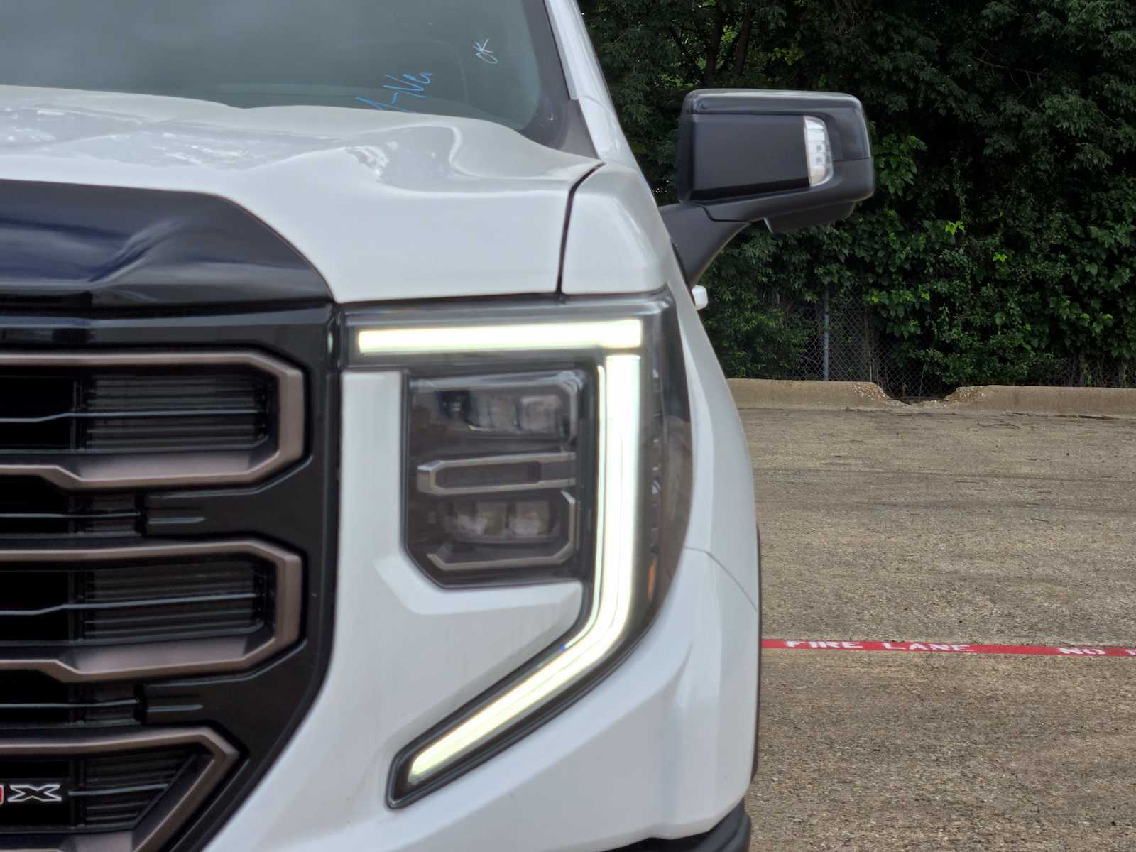 New 2026 Summit White GMC AT4X image 5