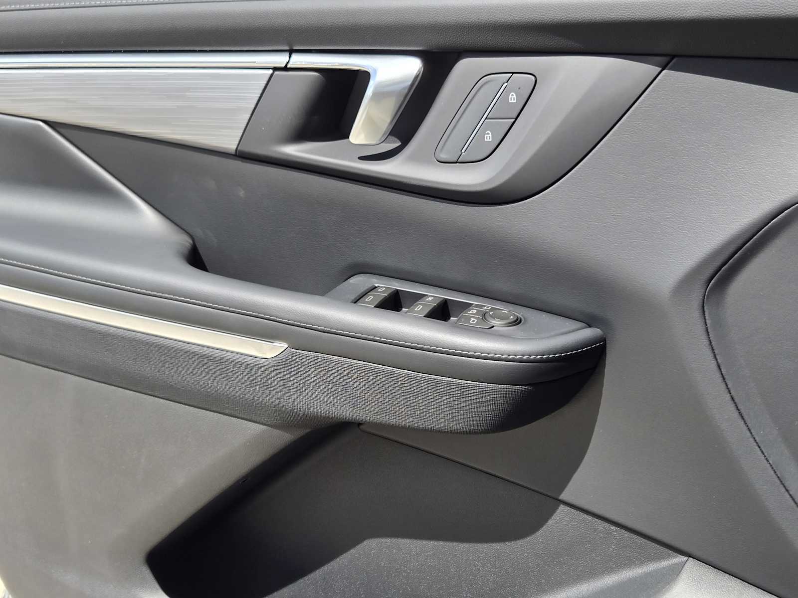 New 2026 Moonstone Gray Metallic Buick Preferred image 15