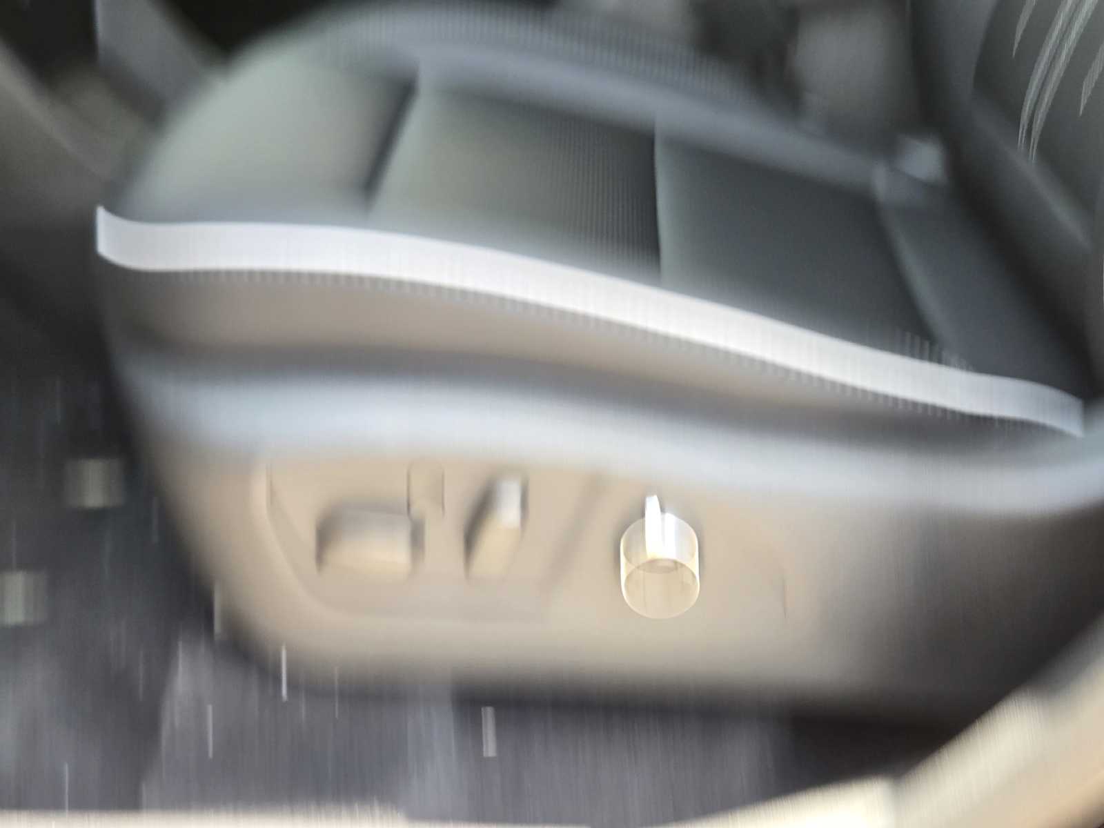 New 2026 Ebony Twilight Metallic Buick Avenir image 16