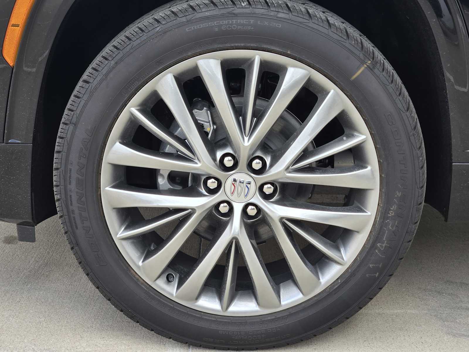 New 2026 Ebony Twilight Metallic Buick Avenir image 7
